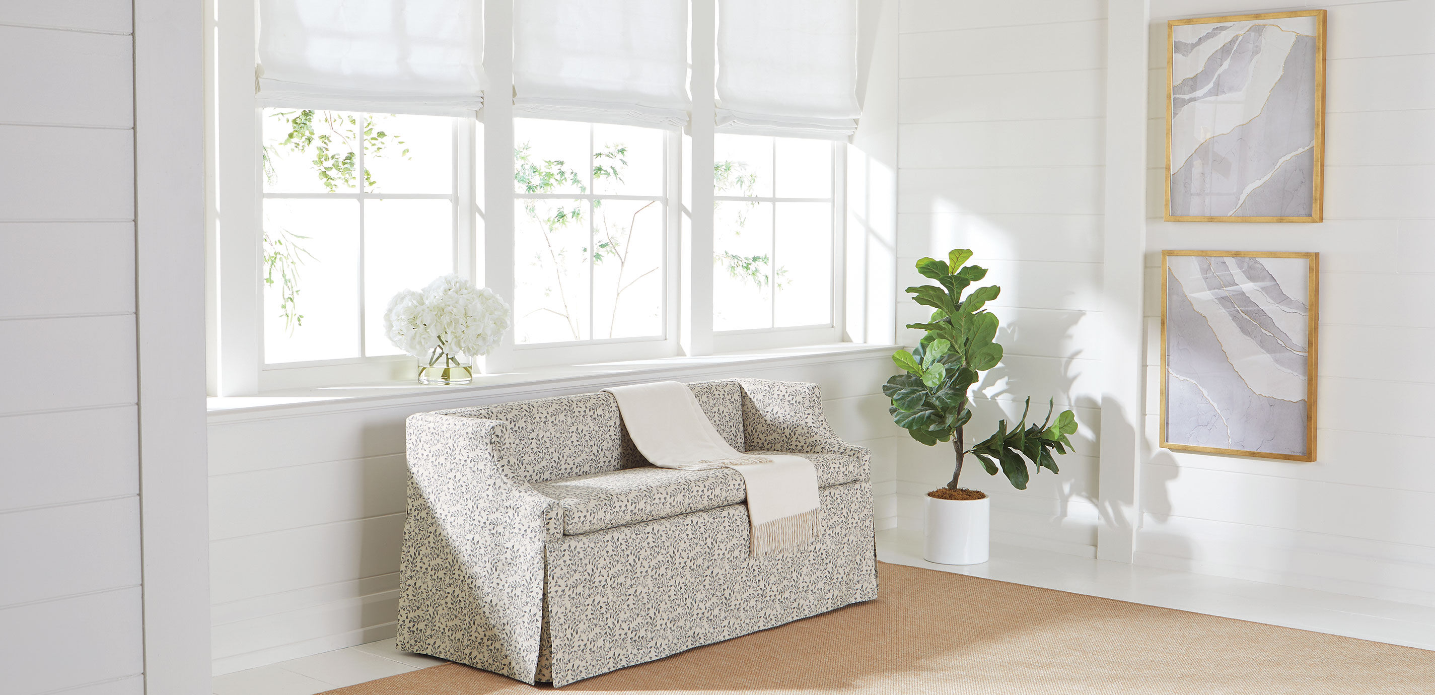 Samira Skirted Bench_8