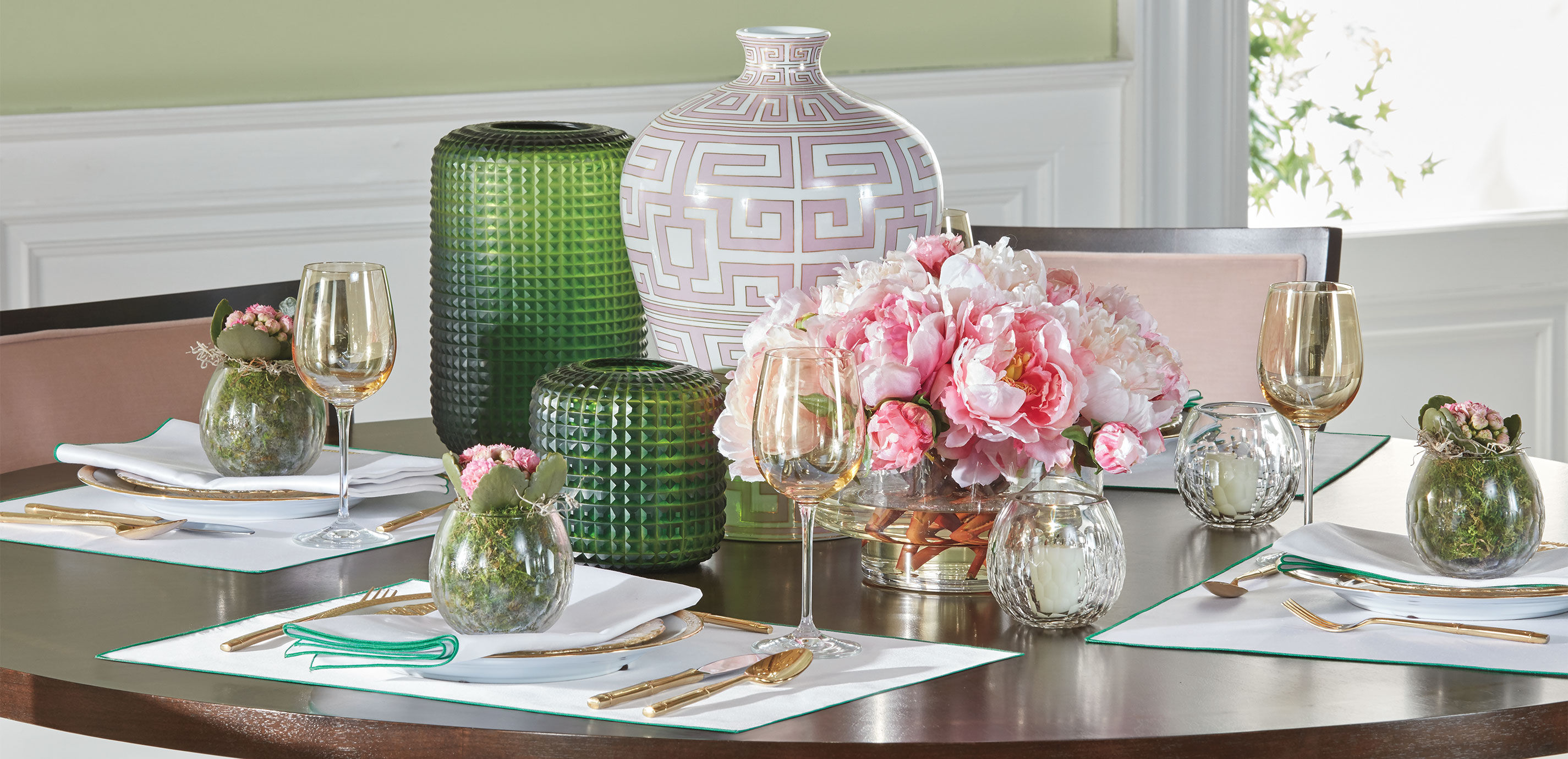 Medium Lucira Emerald Vase_7