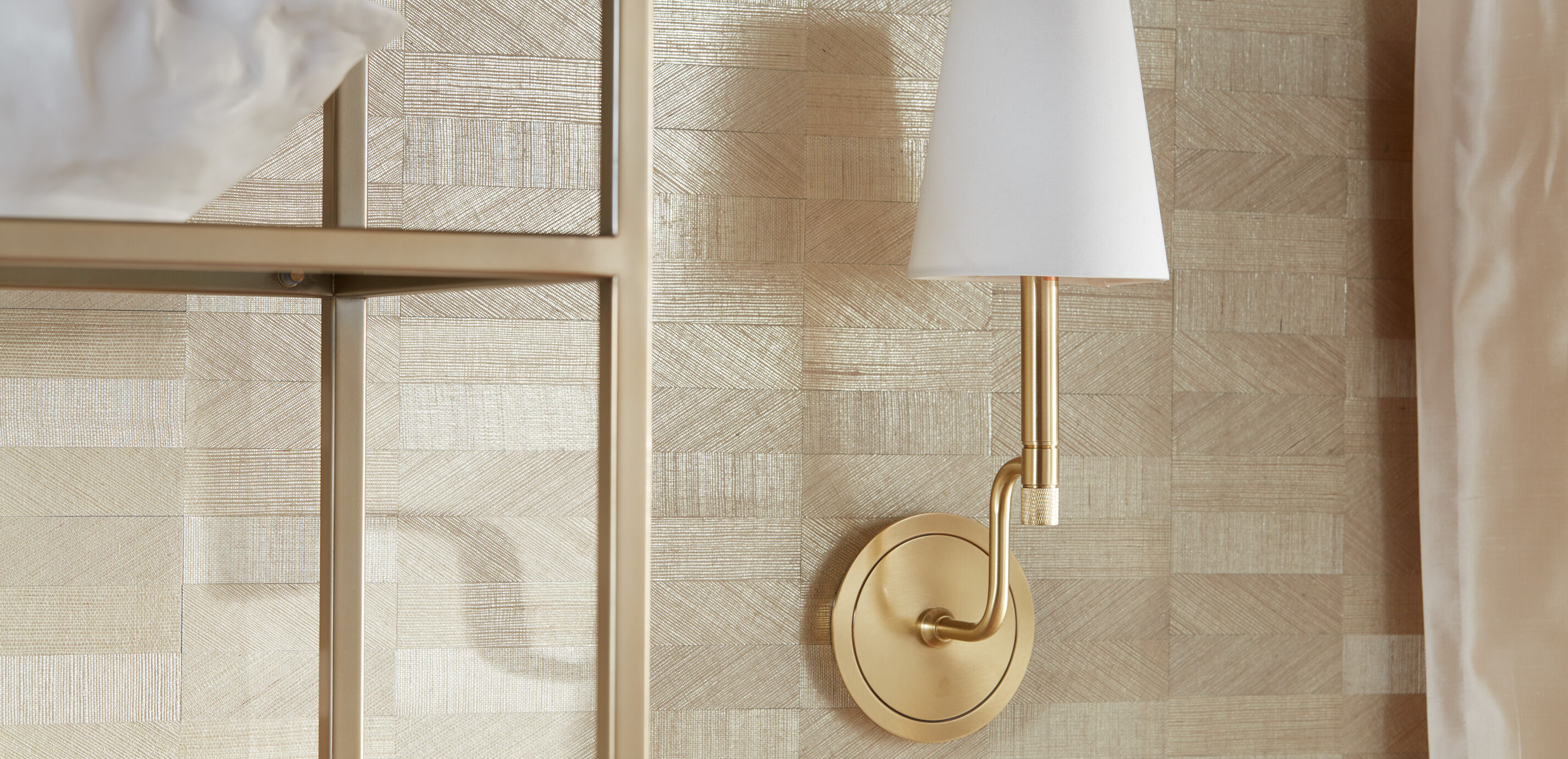 Turnbull Shaded Wall Sconce, Polished Brass_5