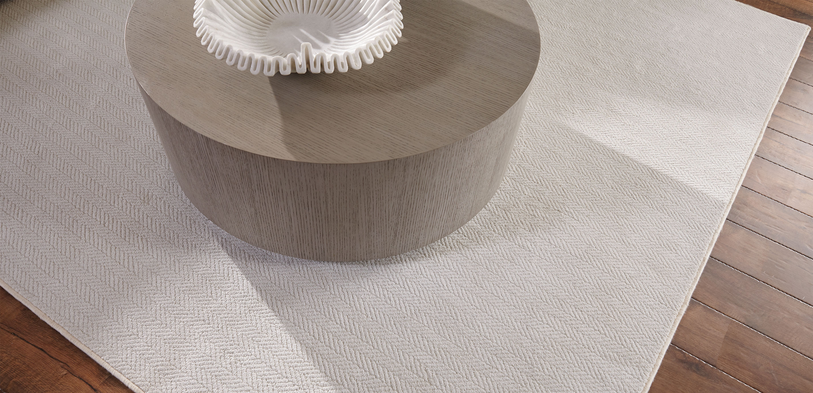 Braemore Round Plinth-Base Coffee Table_3