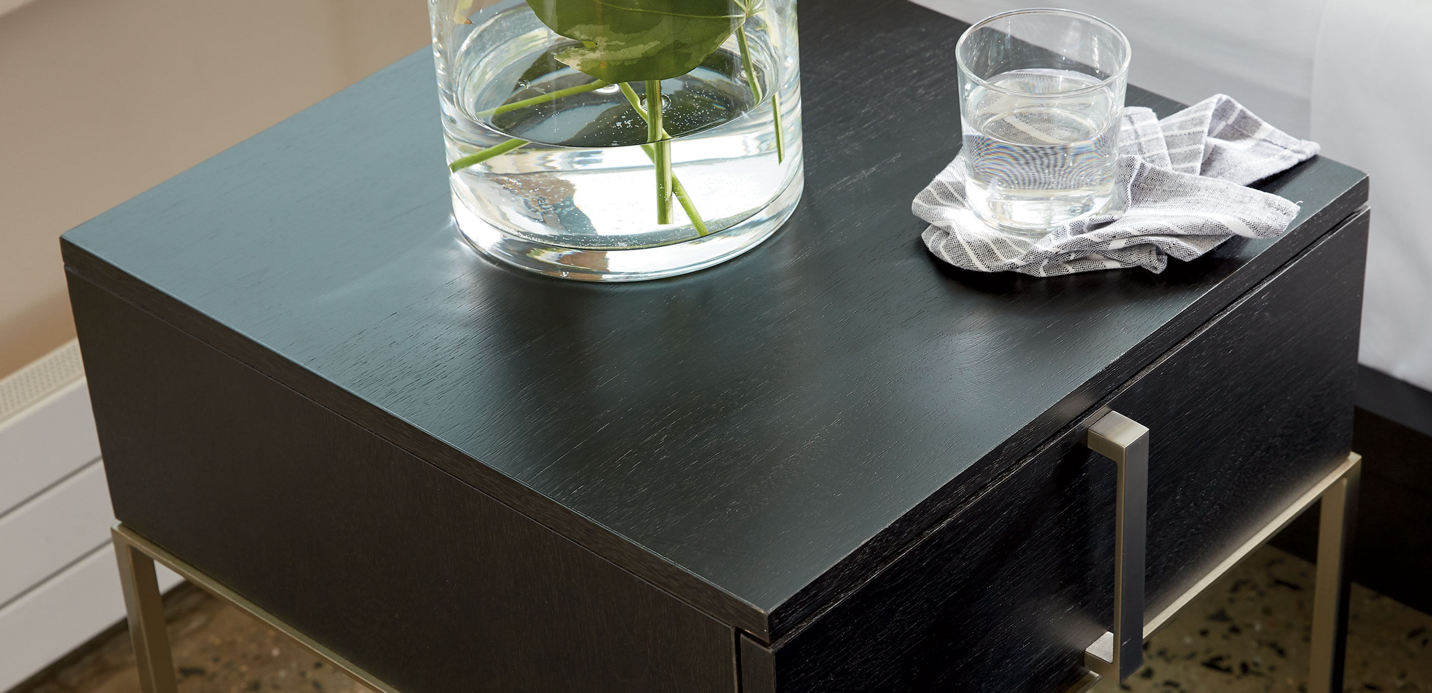 Urbane (426) Finish Sample_1