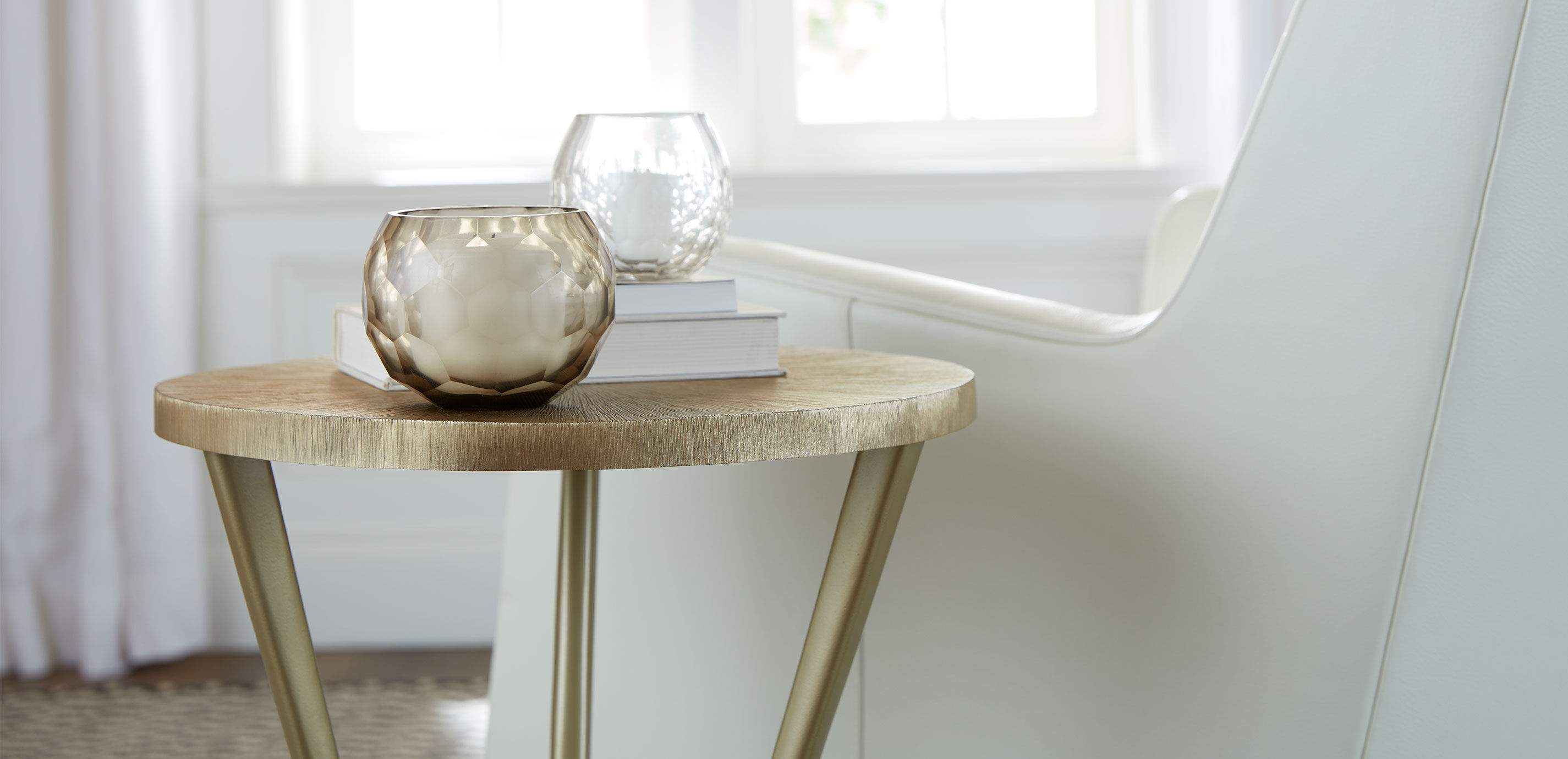 Tasha Aluminum Accent Table_7