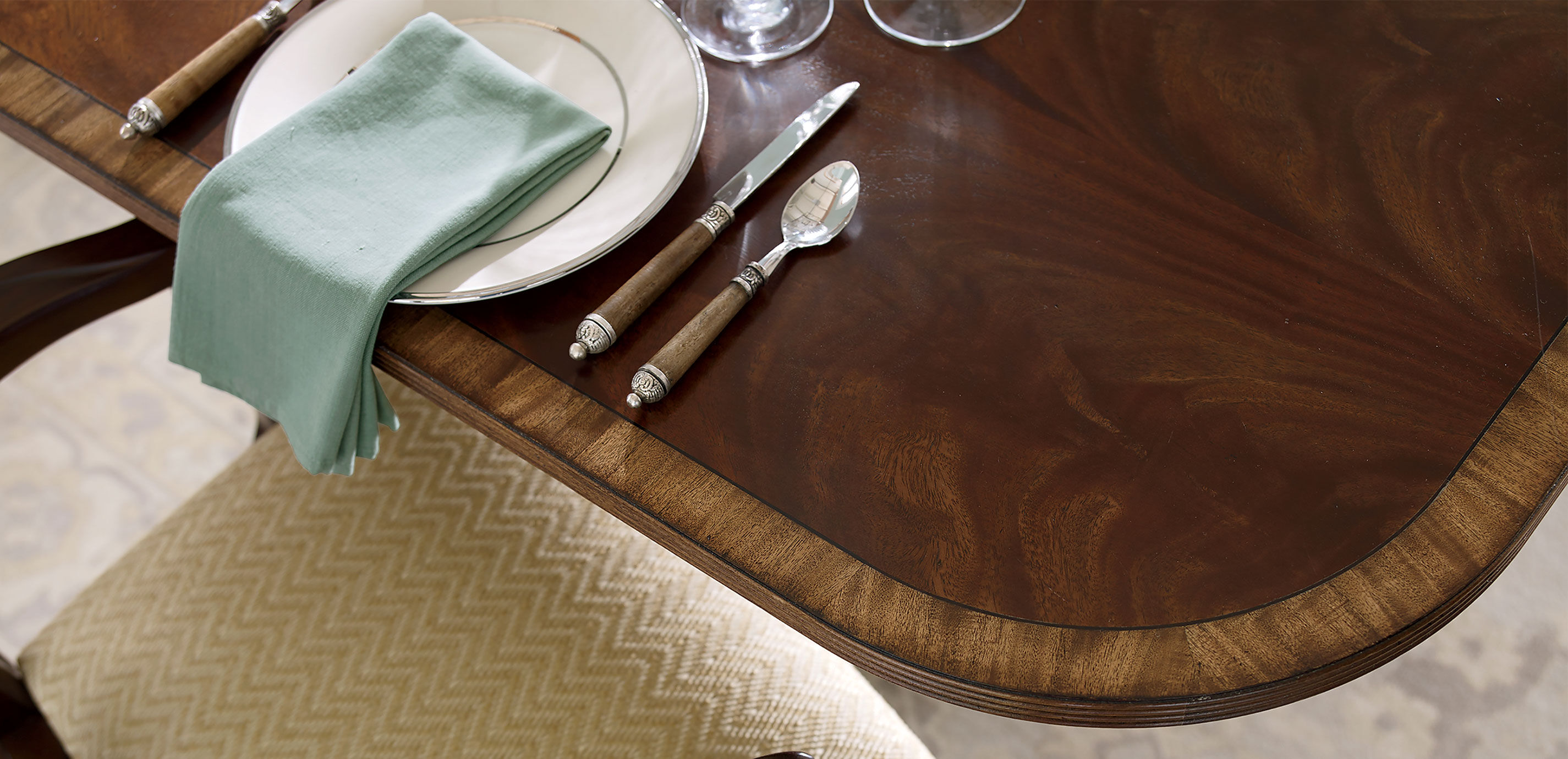 Abbott Dining Table_8