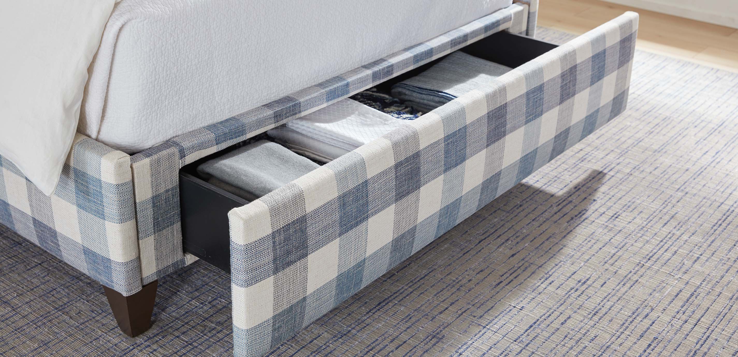 Elsen Custom Storage Bed_5