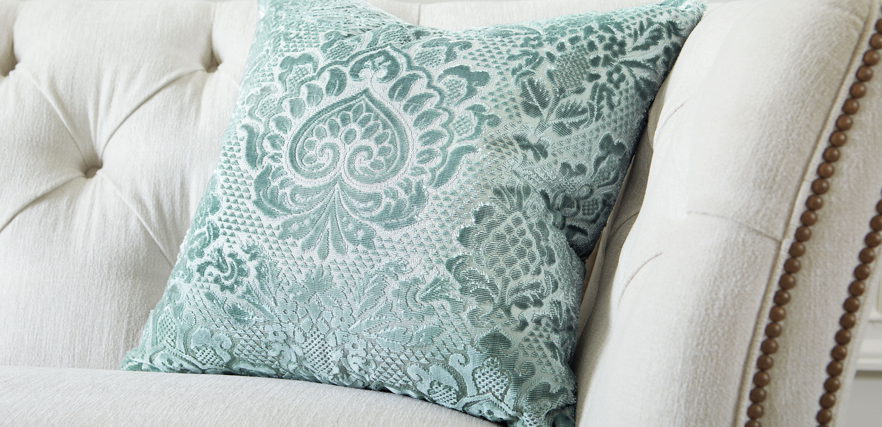 Modern Damask Silk Velvet Square Pillow, 20"_2