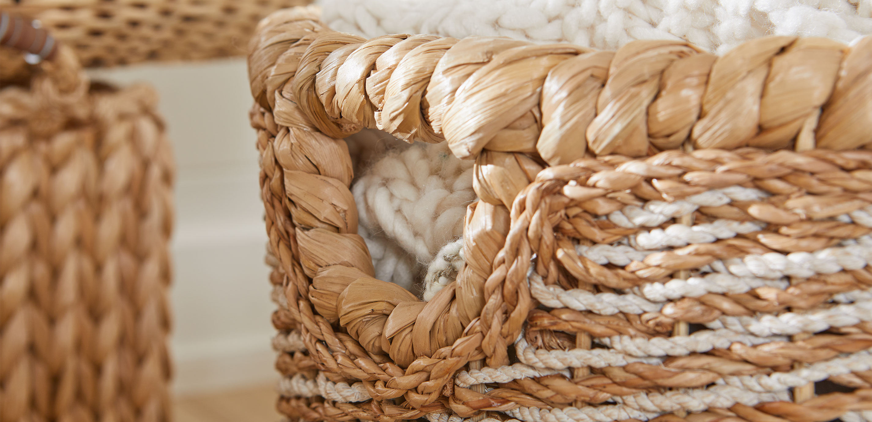 Two-Tone Rope and Seagrass Basket_3