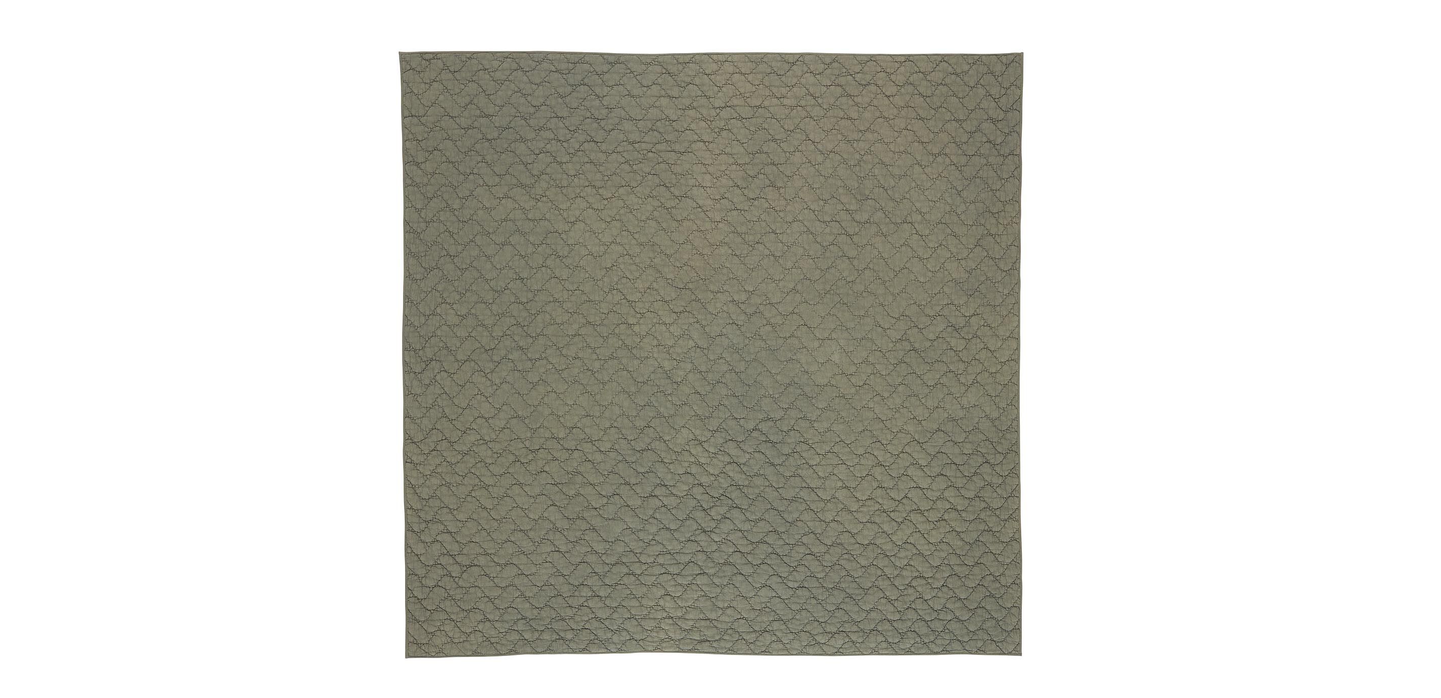 Garment-Dyed Quilt with Chevron Stitch_1