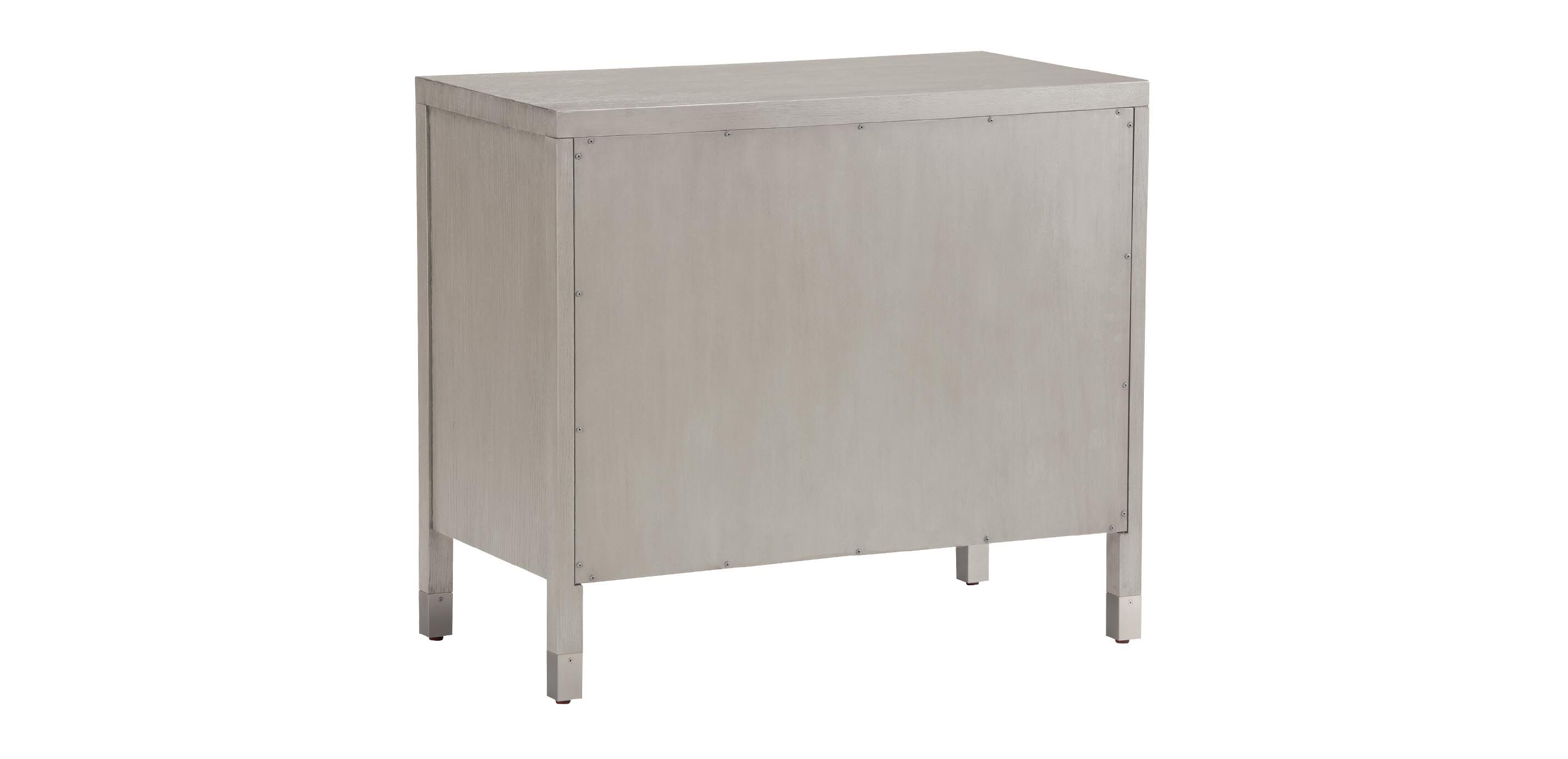 Valermo Three-Drawer Chest_4