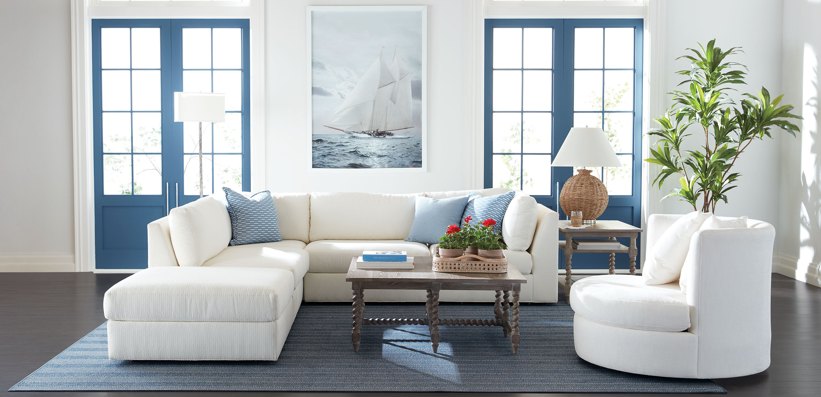 Solenne Swivel Chair_11