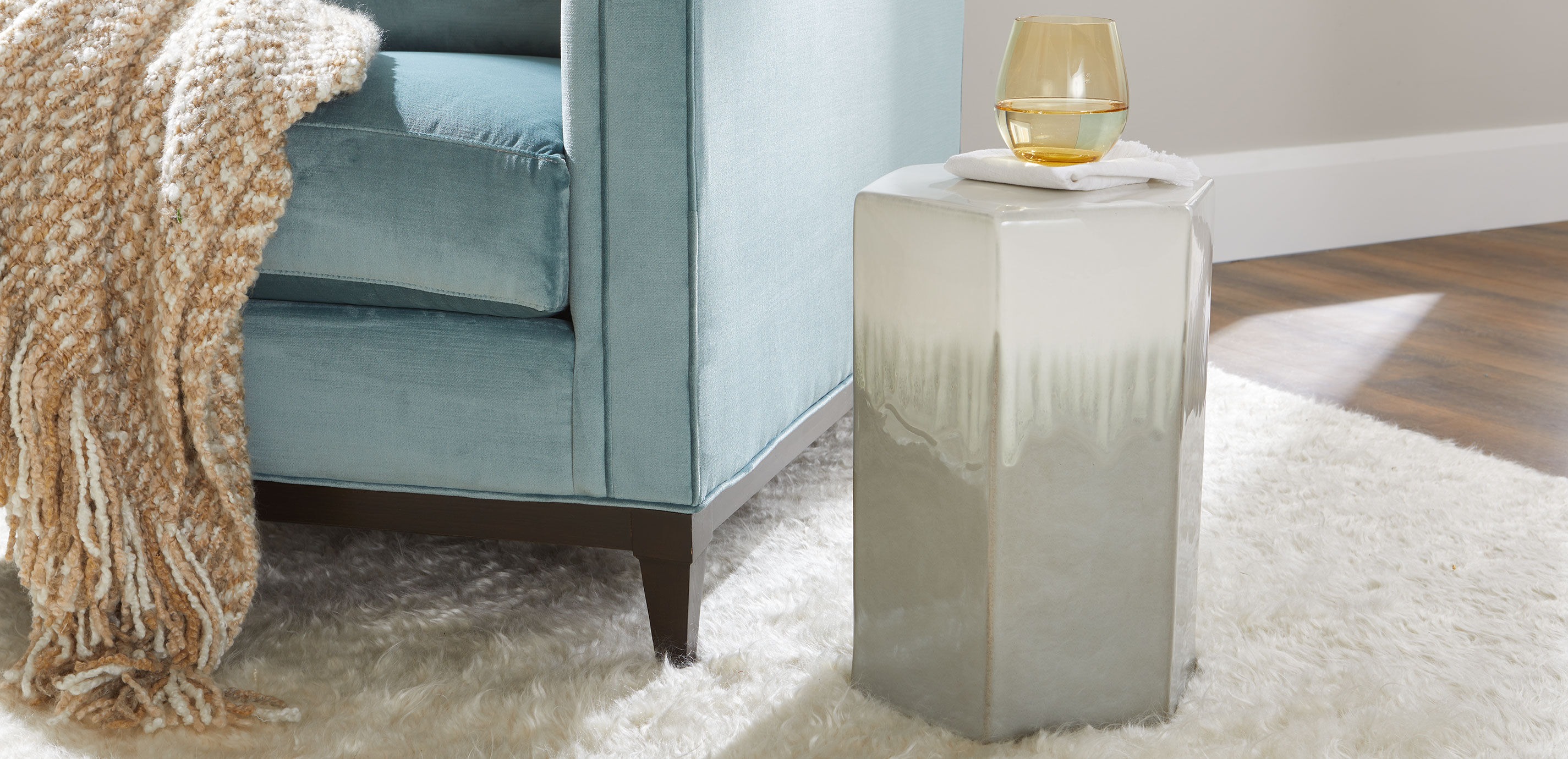 Cassy Ceramic Accent Table_7
