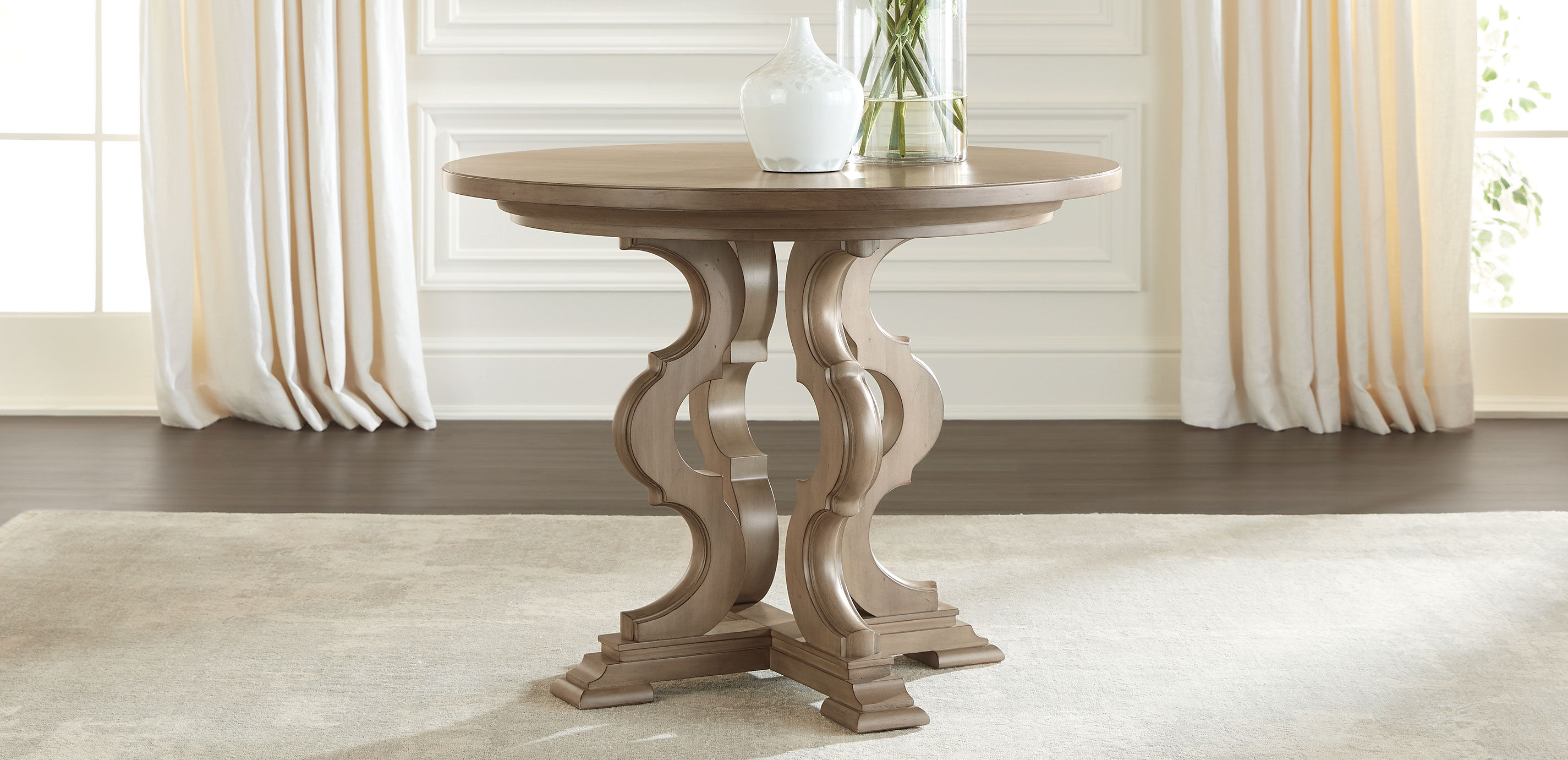 Aelin Round Dining Table_7
