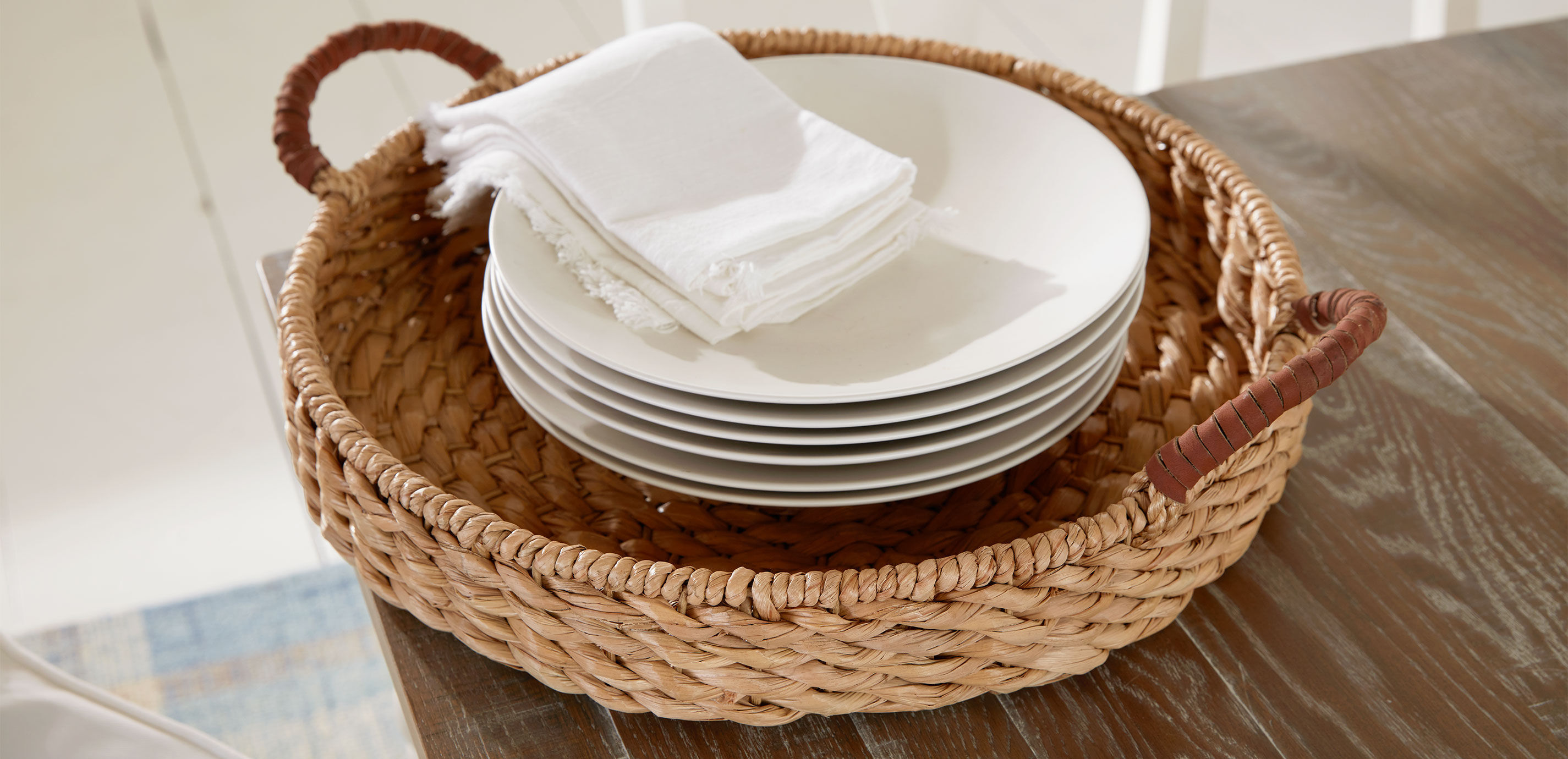 Apina Seagrass Round Tray_4