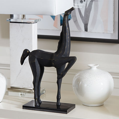 Cubist Black Horse Product Tile Hover Image 431868