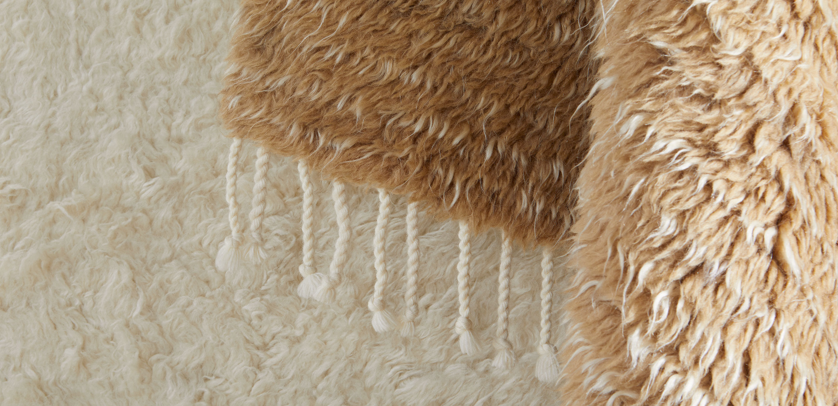 Emmi Mohair Blend Rug_9