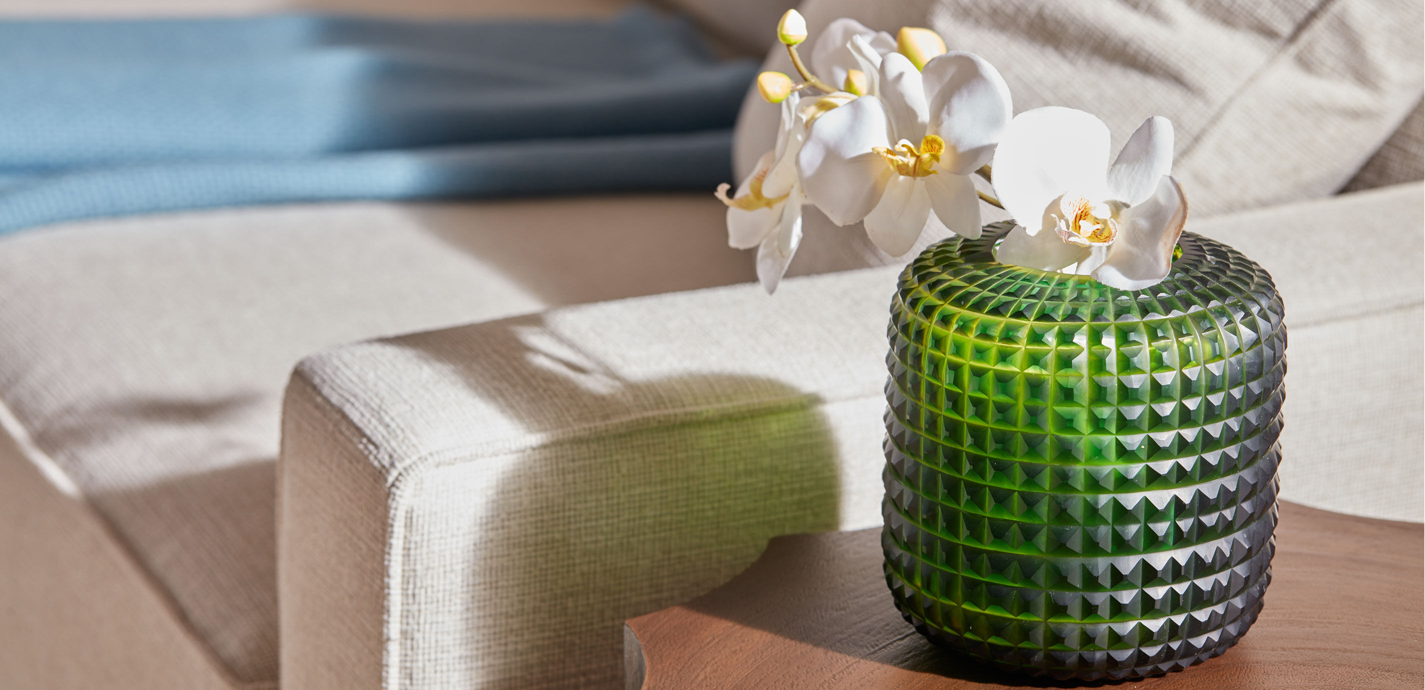 Small Lucira Emerald Vase_2