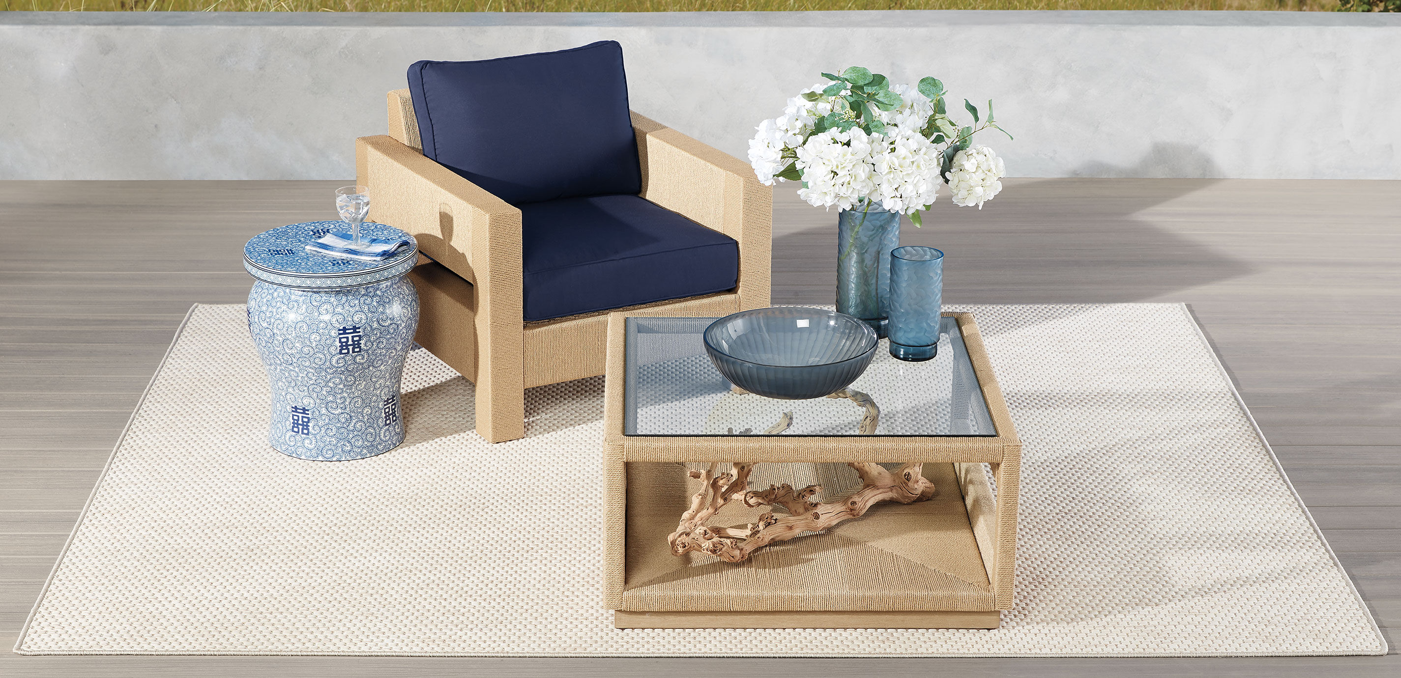 Blue and White Garden Stool_3