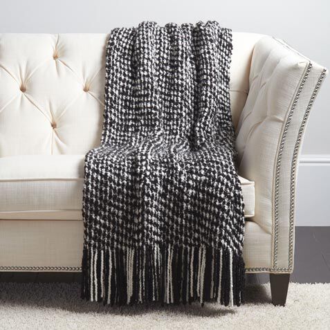 Mesa Boucl&eacute; Throw image