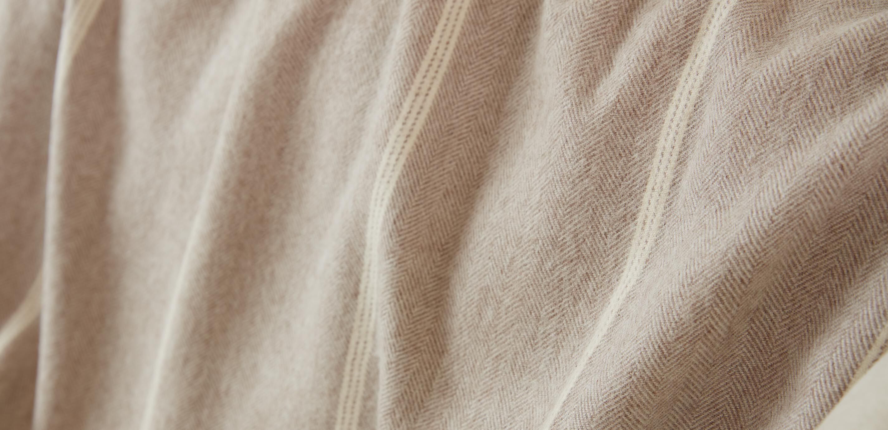 Herringbone Stripe Alpaca Throw_2