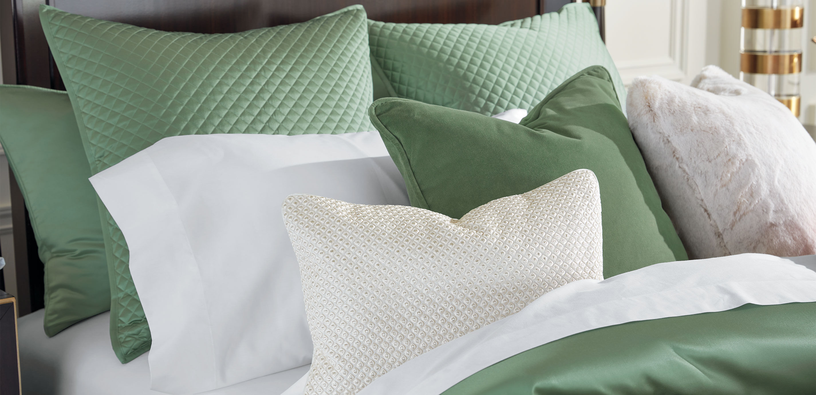 Embroidered Knot Lumbar Pillow_5