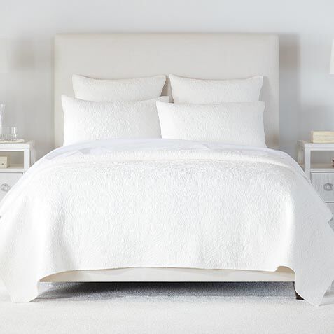 Quilted Medallion Coverlet and Shams Set image