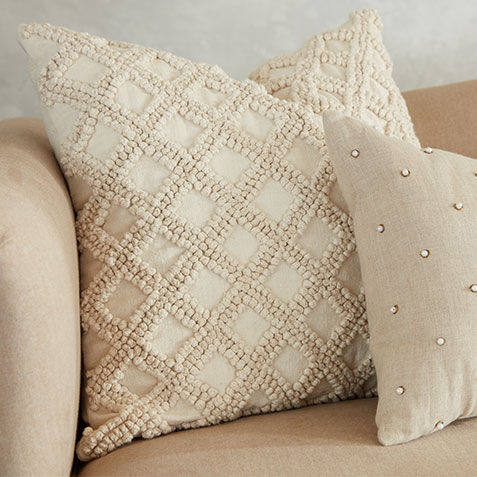 Knotted Cotton Pillow Product Tile Hover Image 062411