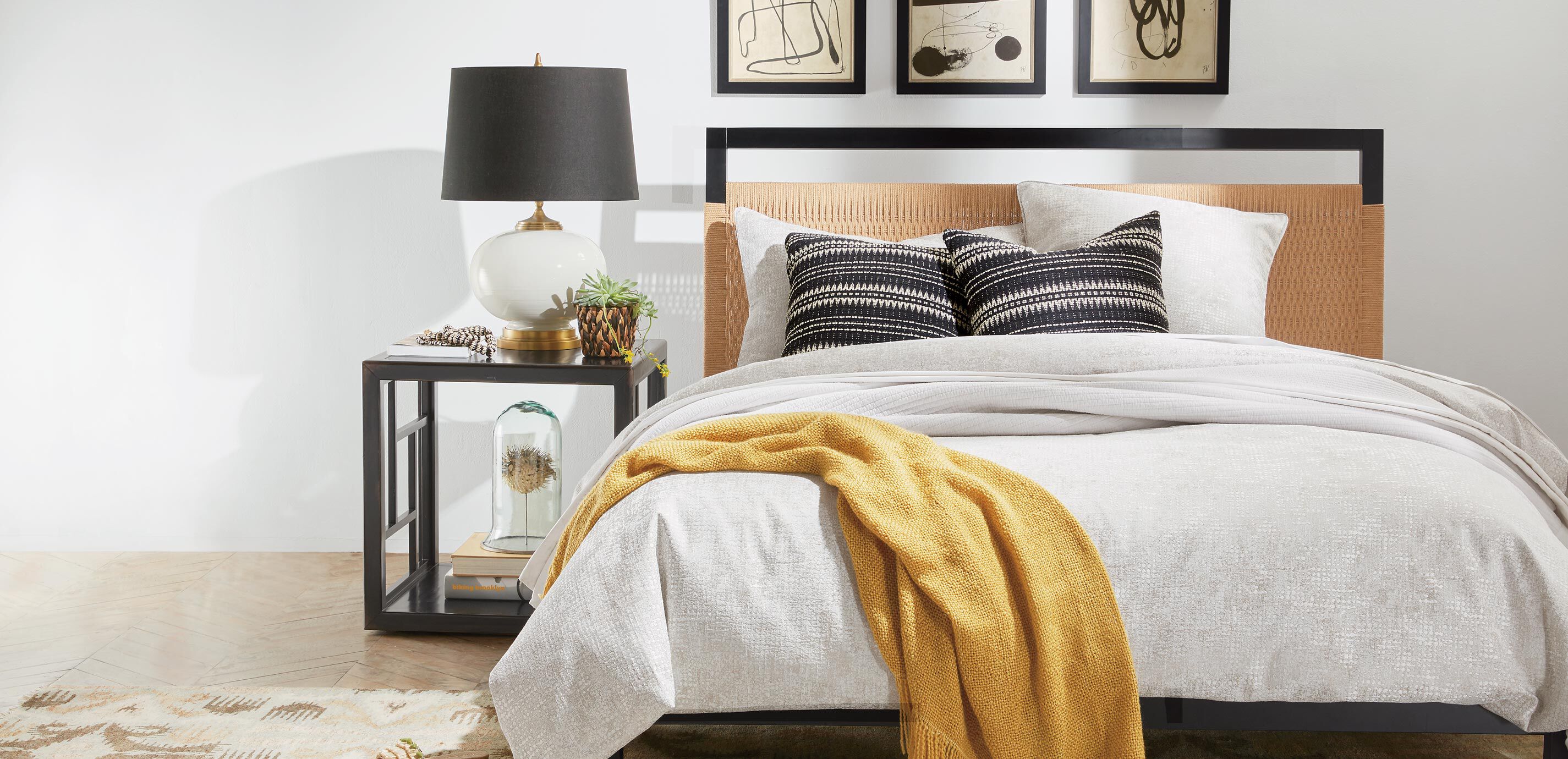 Mazara Duvet Cover and Shams_2