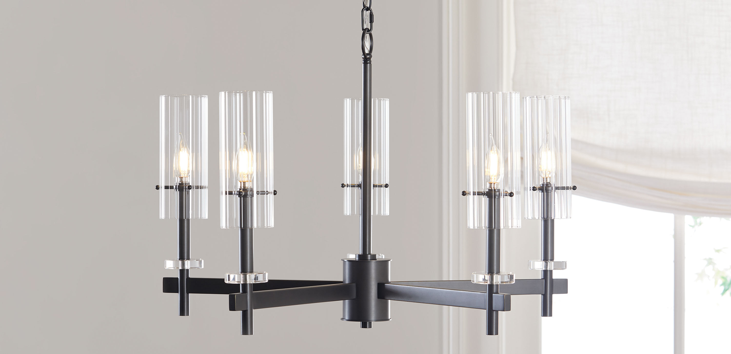 Tiberius Chandelier 28"_7