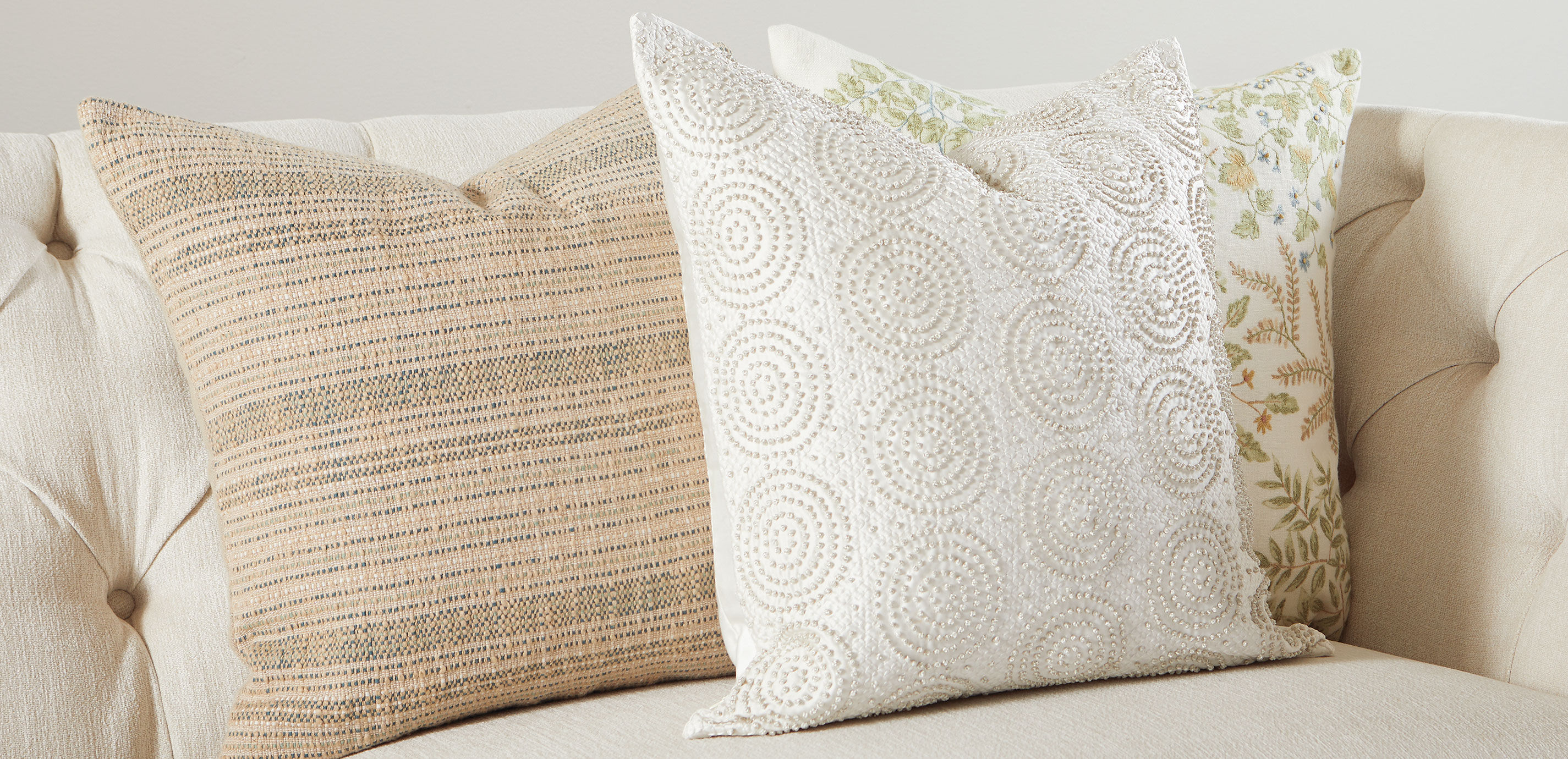 Knotted Circle Pillow_4
