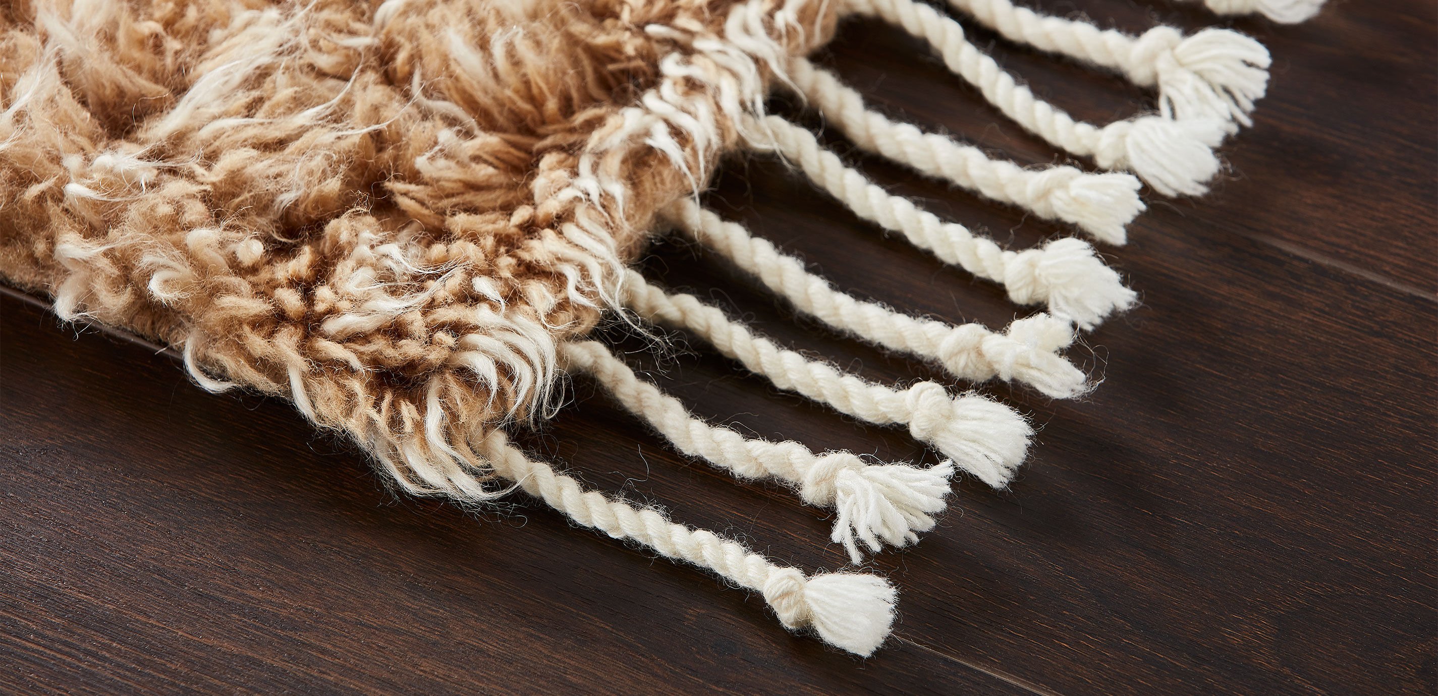 Emmi Mohair Blend Rug_2