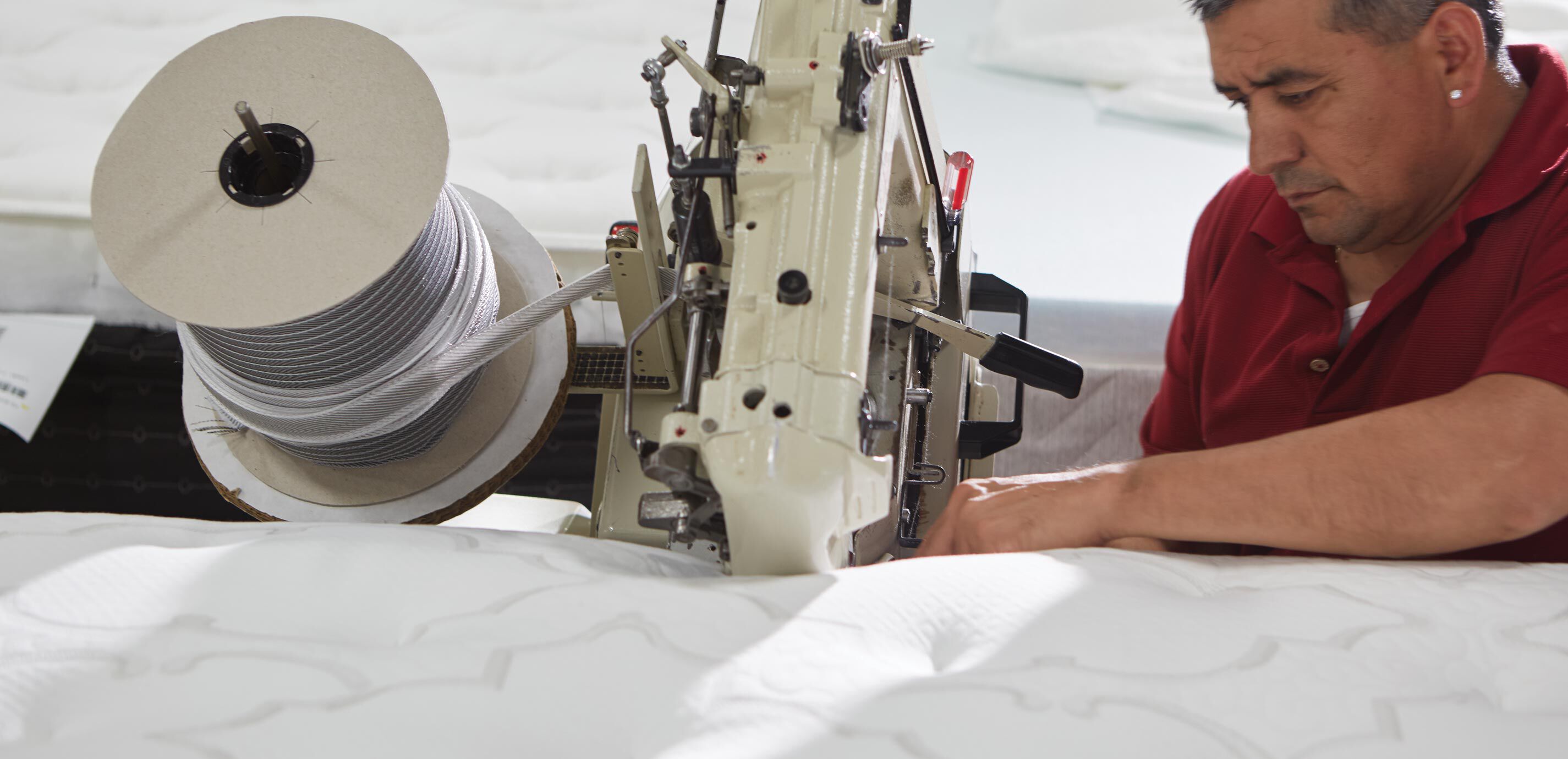 EA Signature&trade; Original Hybrid Mattress_4