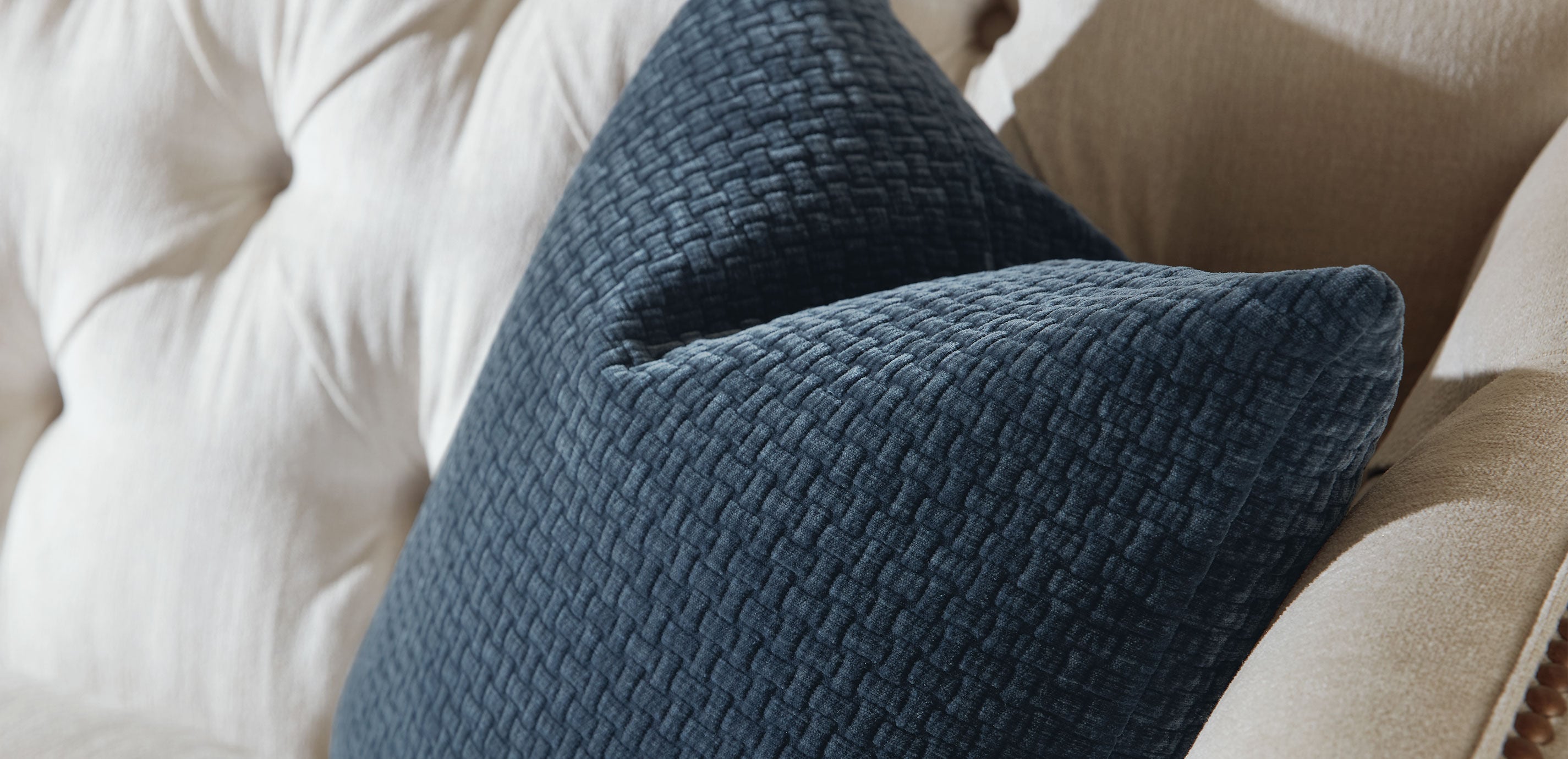 Basketweave Velvet Pillow_2