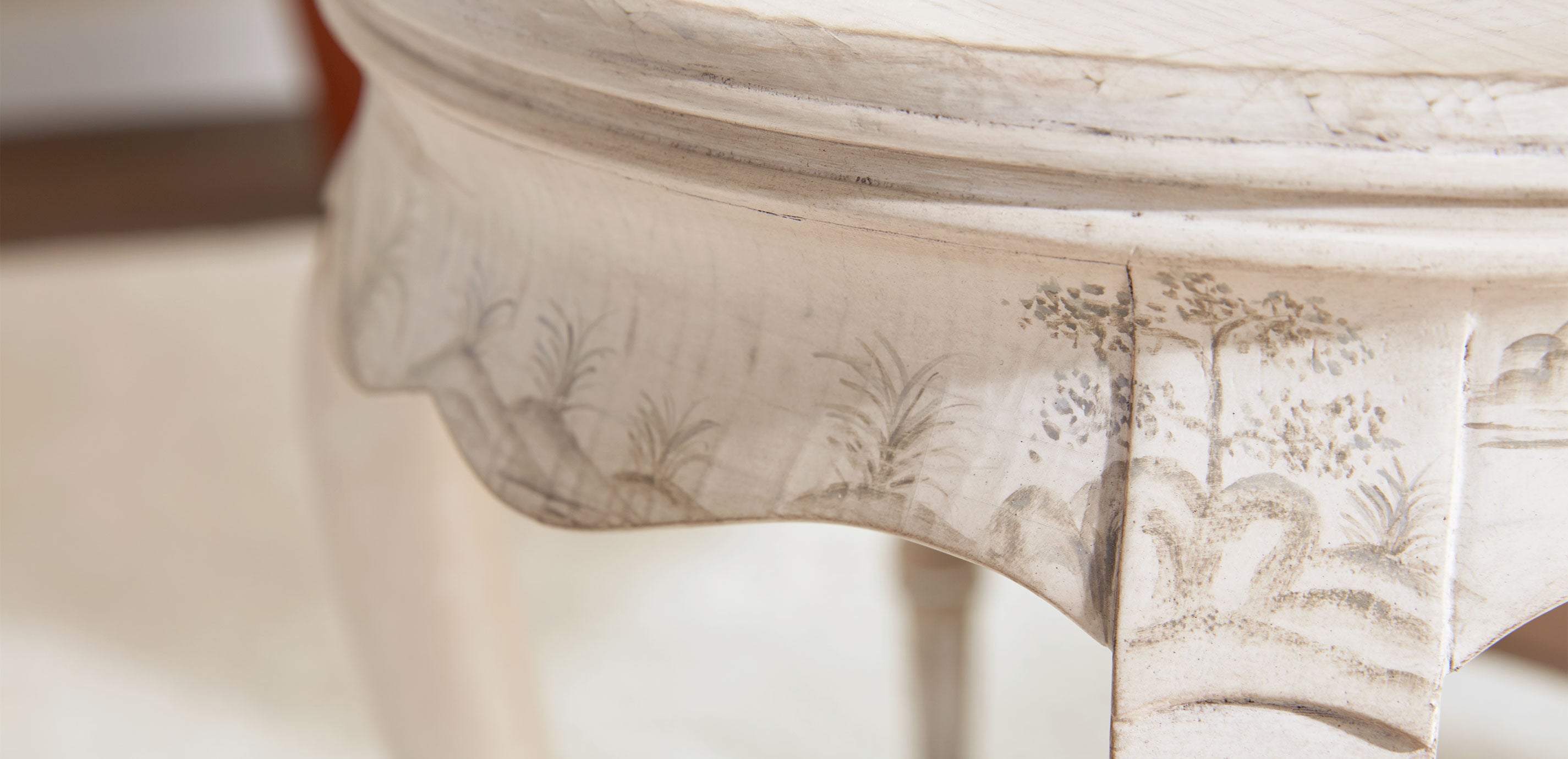 Vivianne Accent Table_7