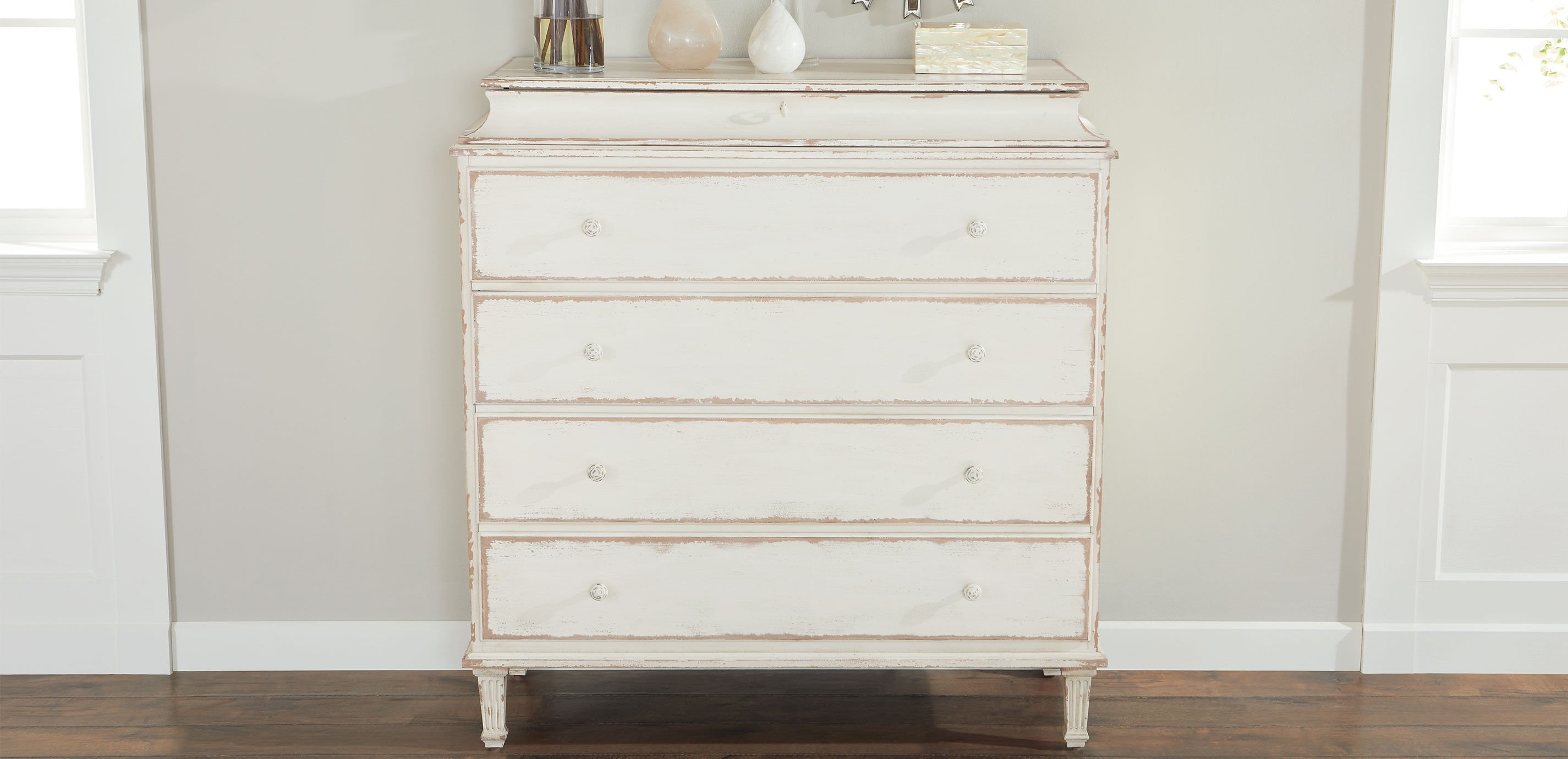 Leora Antiqued White Tall Chest_4