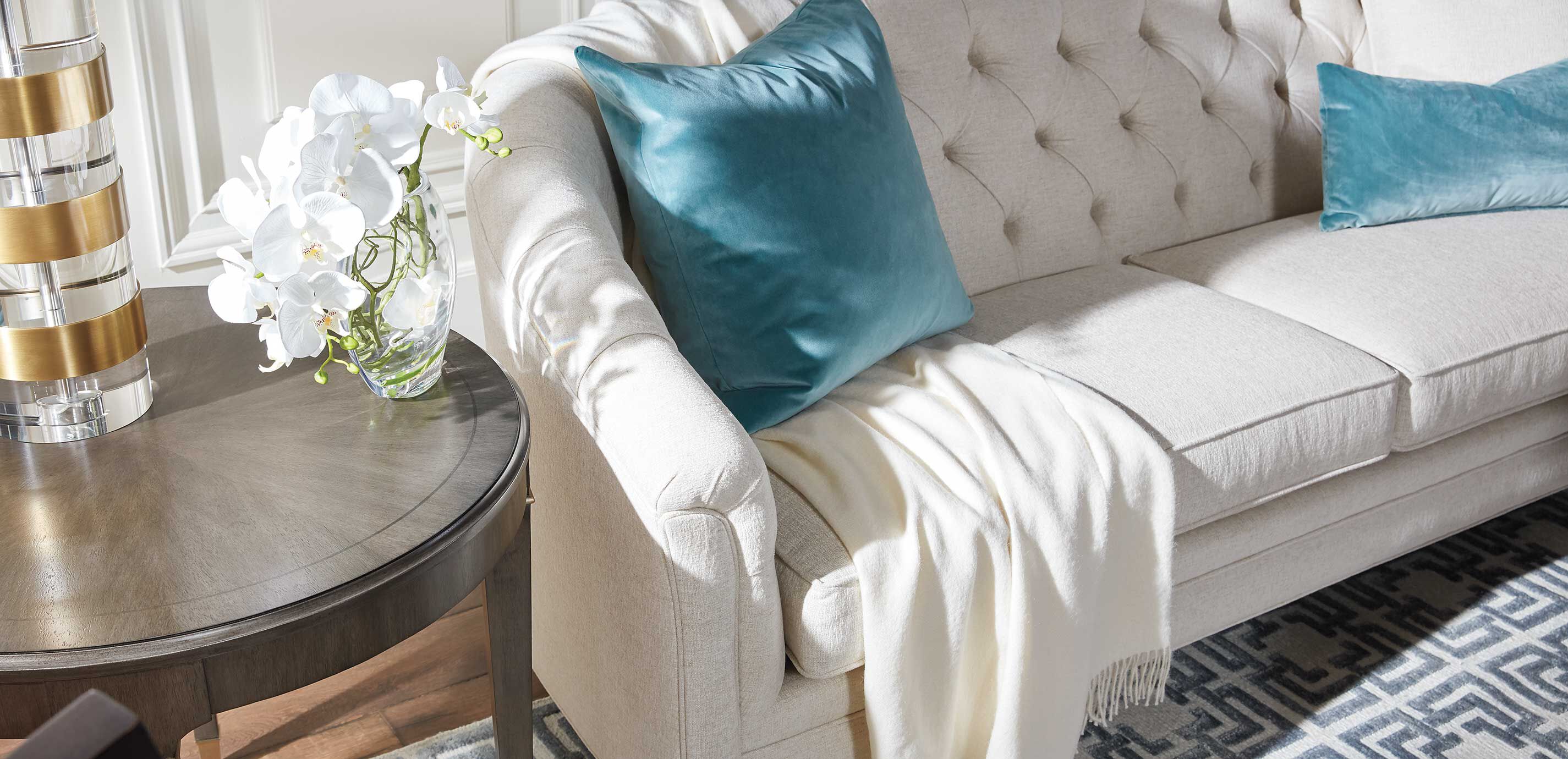 Orchid in Glass Vase_7