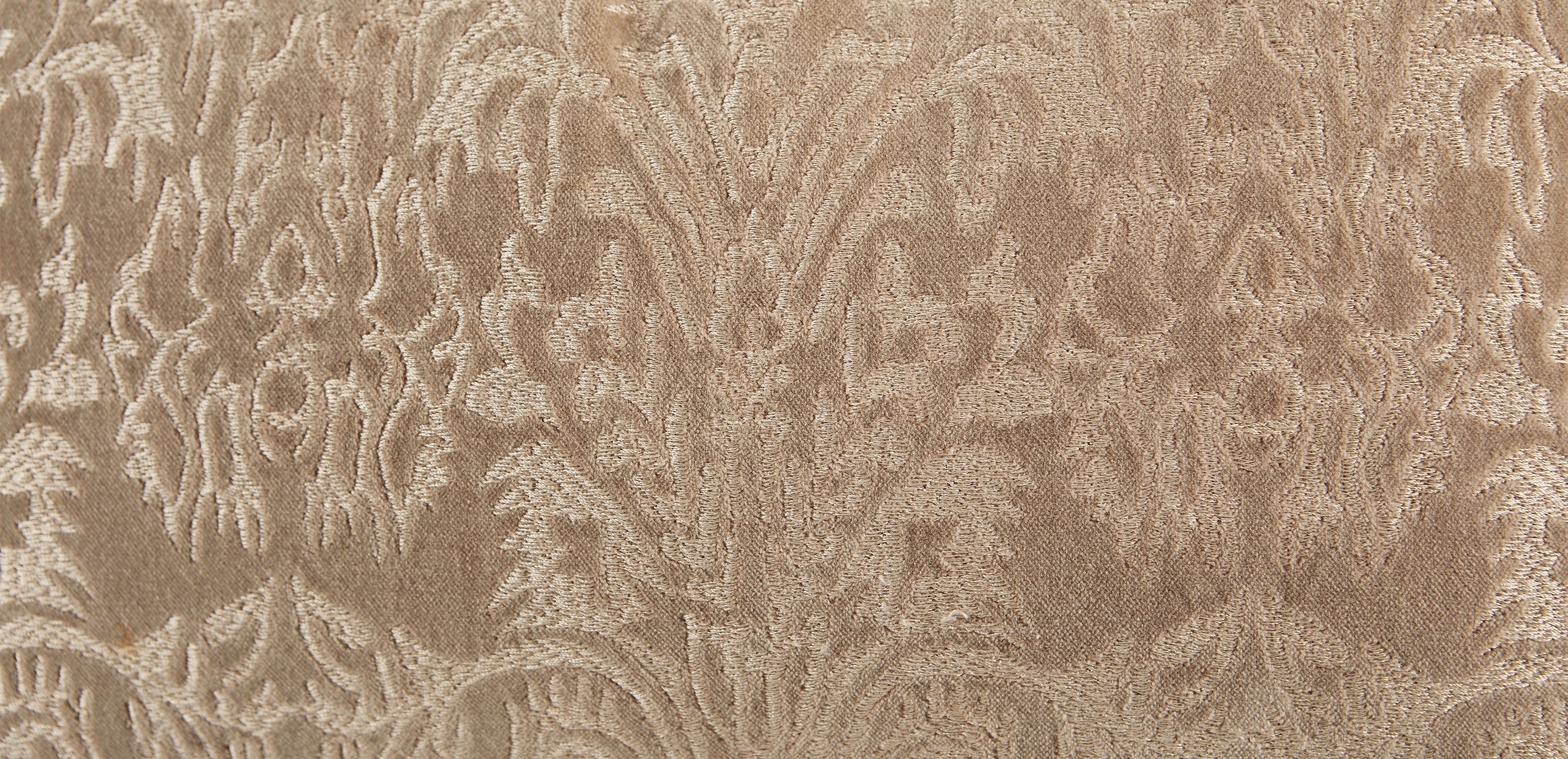 Distressed Chenille Pillow_2