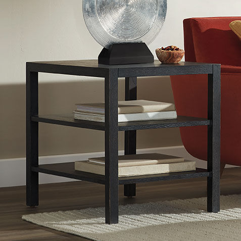 Lyons End Table Product Tile Hover Image 228383