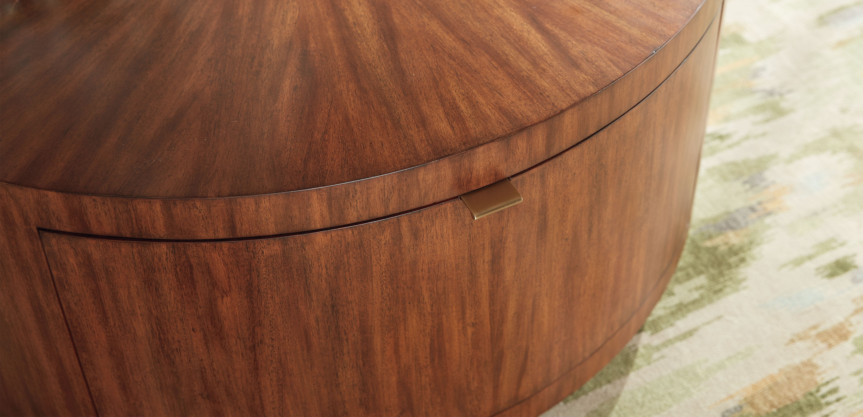 Lainey Round Coffee Table_11