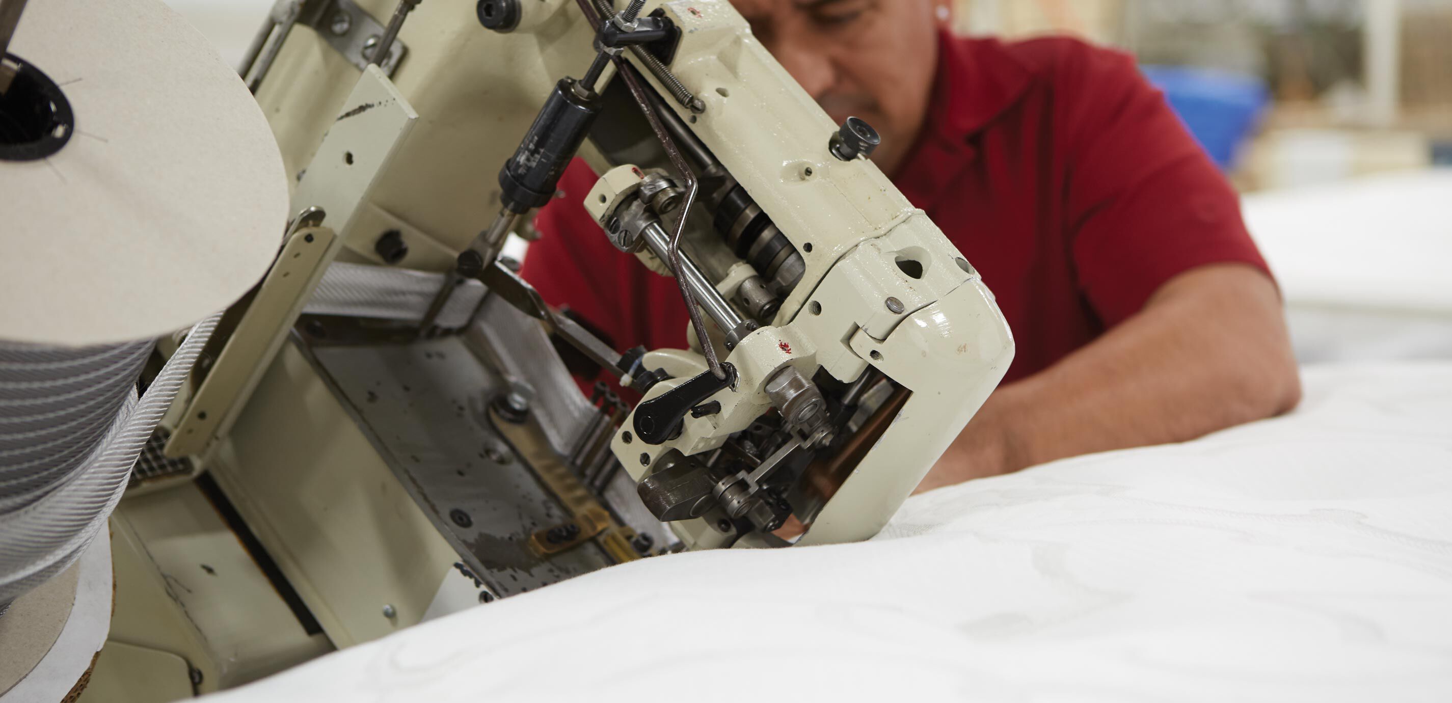 EA Signature&trade; Original Hybrid Mattress_5