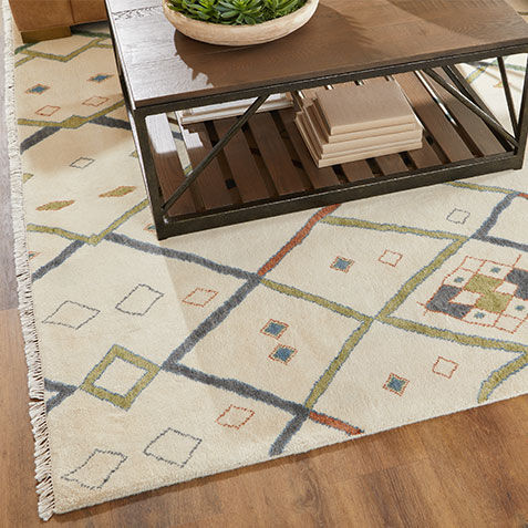 Azilal Moroccan-Style Rug Product Tile Hover Image 041564