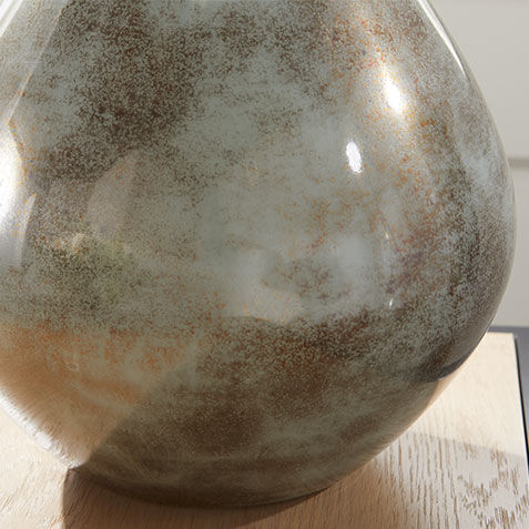 Iris Blown Glass Table Lamp Product Tile Hover Image 096192   MLT