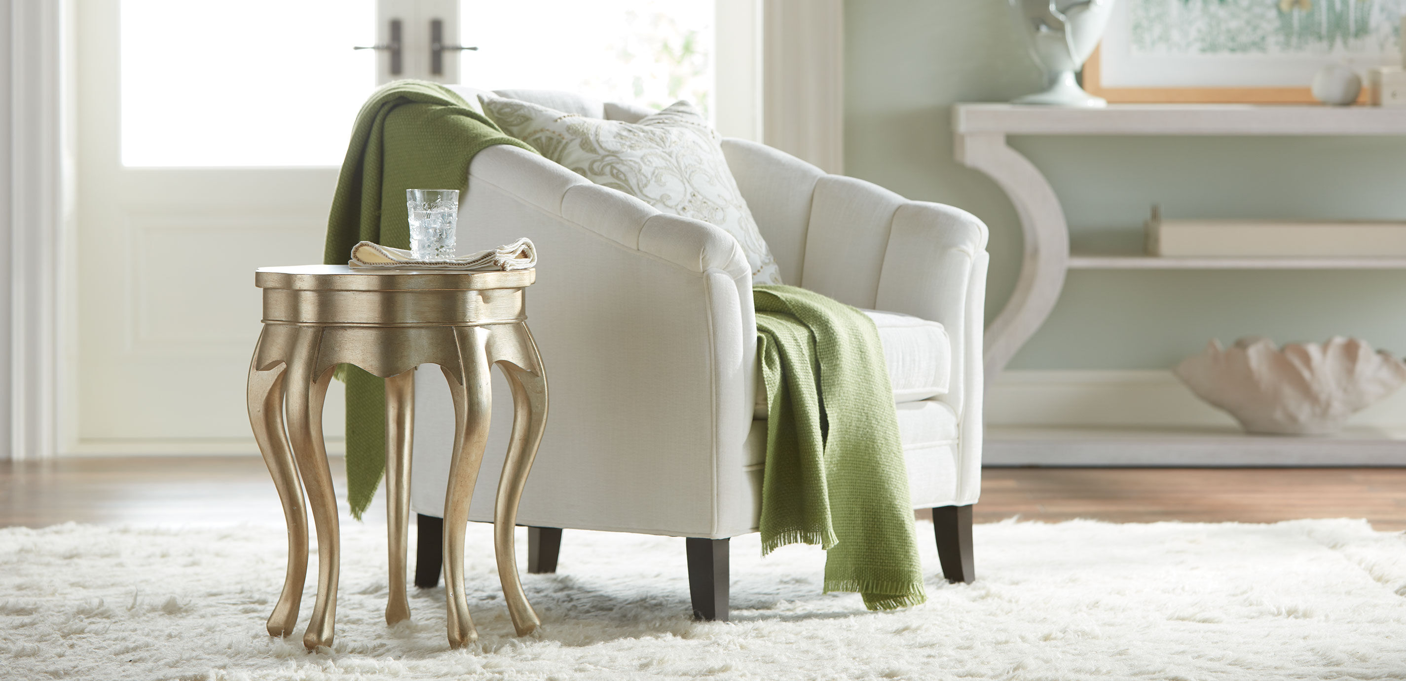 White and Green Embroidered Damask Pillow_4