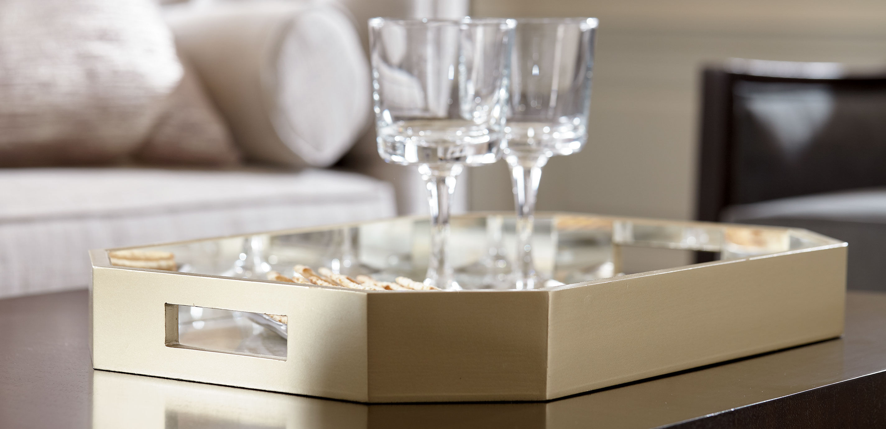 Zaria Reverse-Painted Mirror Tray_4