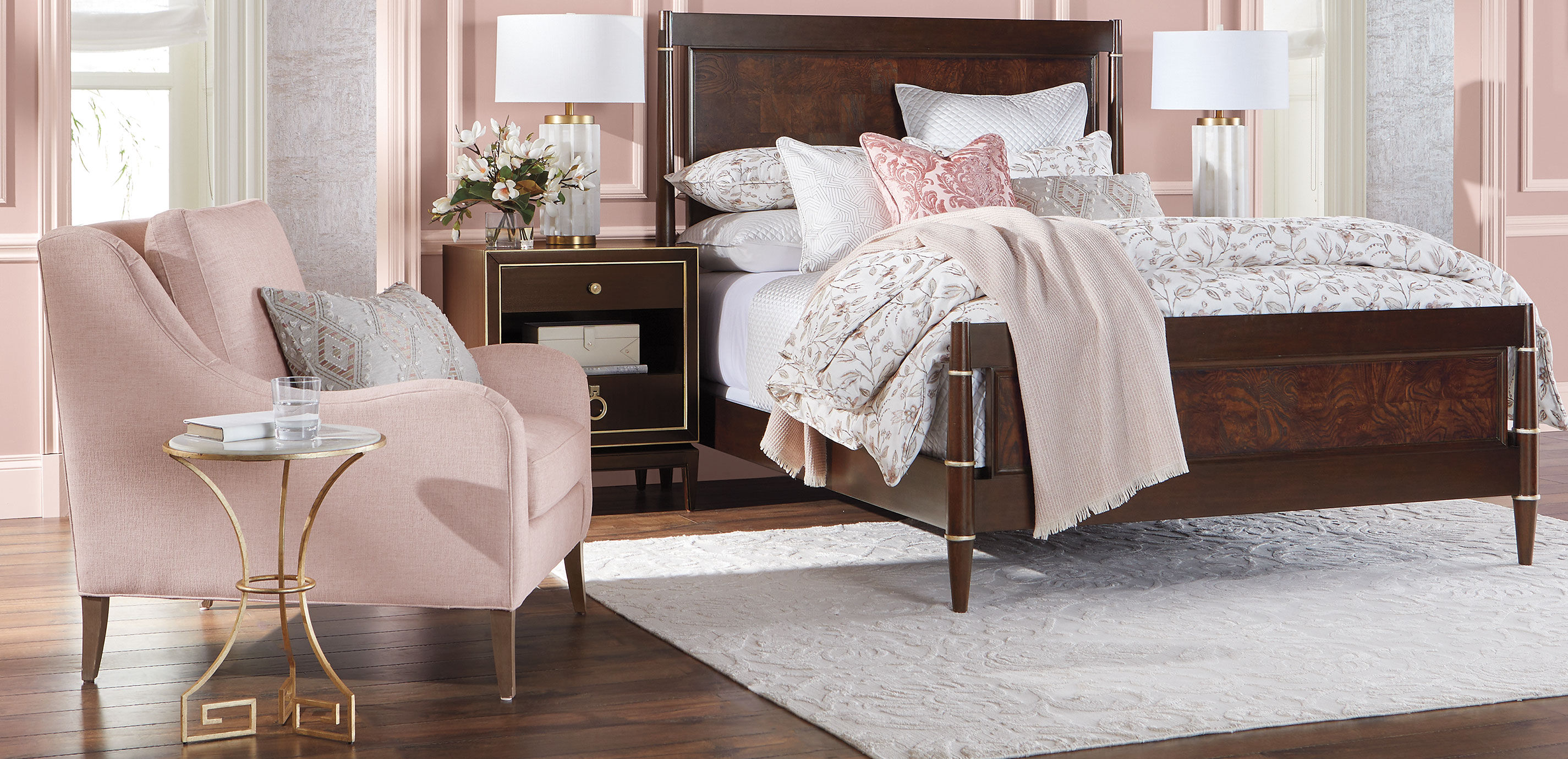 Magnolia Foliage Watergarden in Glass Cube_5