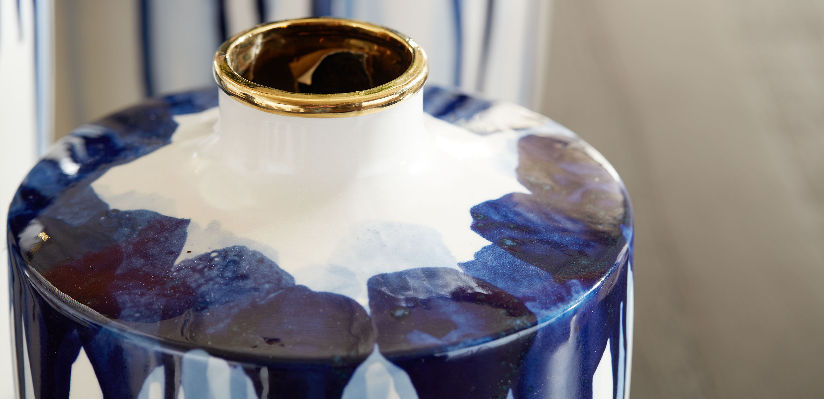 Danya Blue Ceramic Drip Vase_4