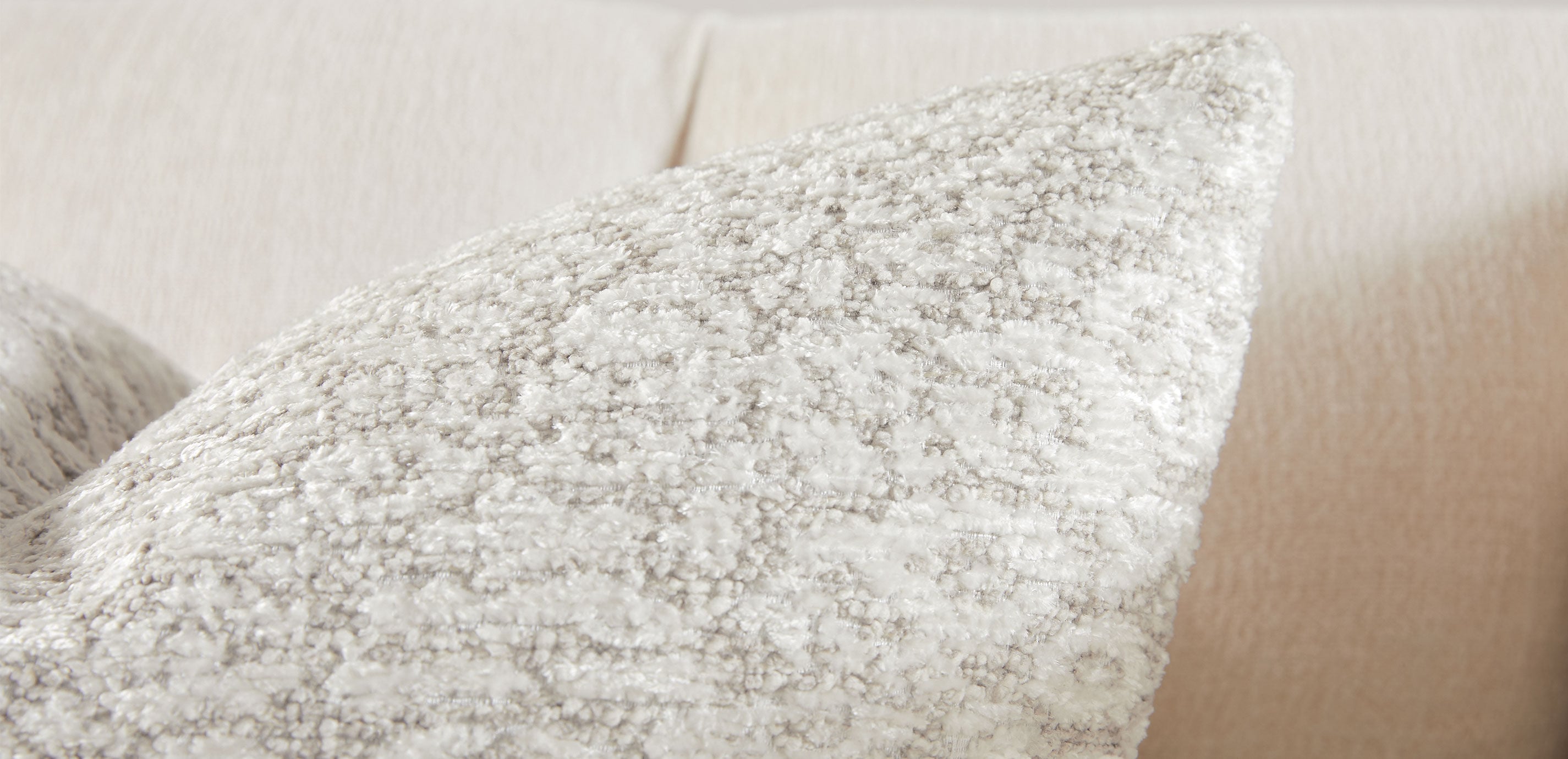 Cyrus Chenille Pillow_3