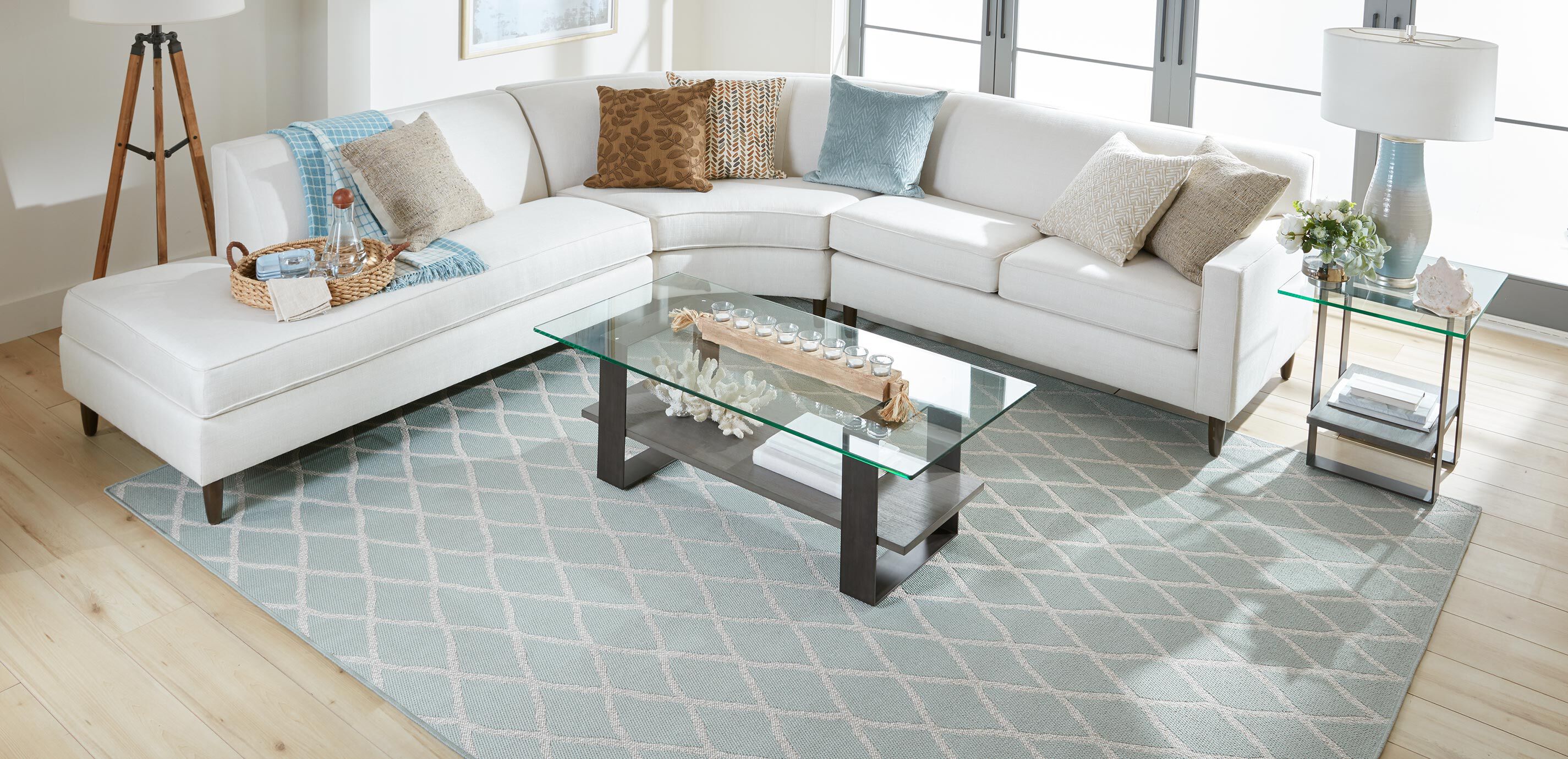 Rosemoor Glass-Top End Table_5