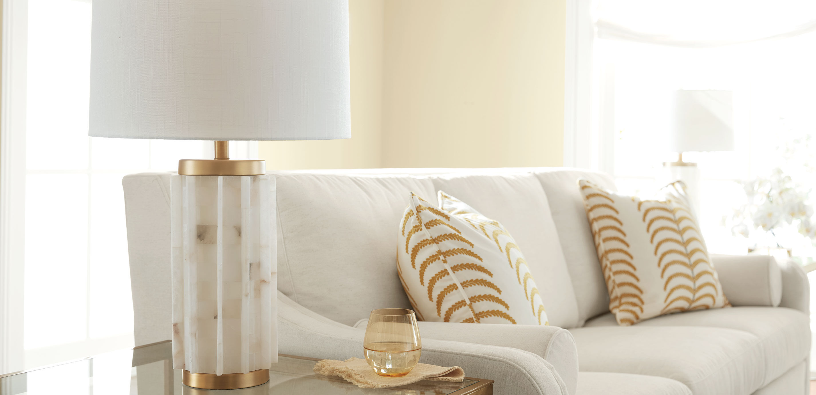 Farida Alabaster Table Lamp_3