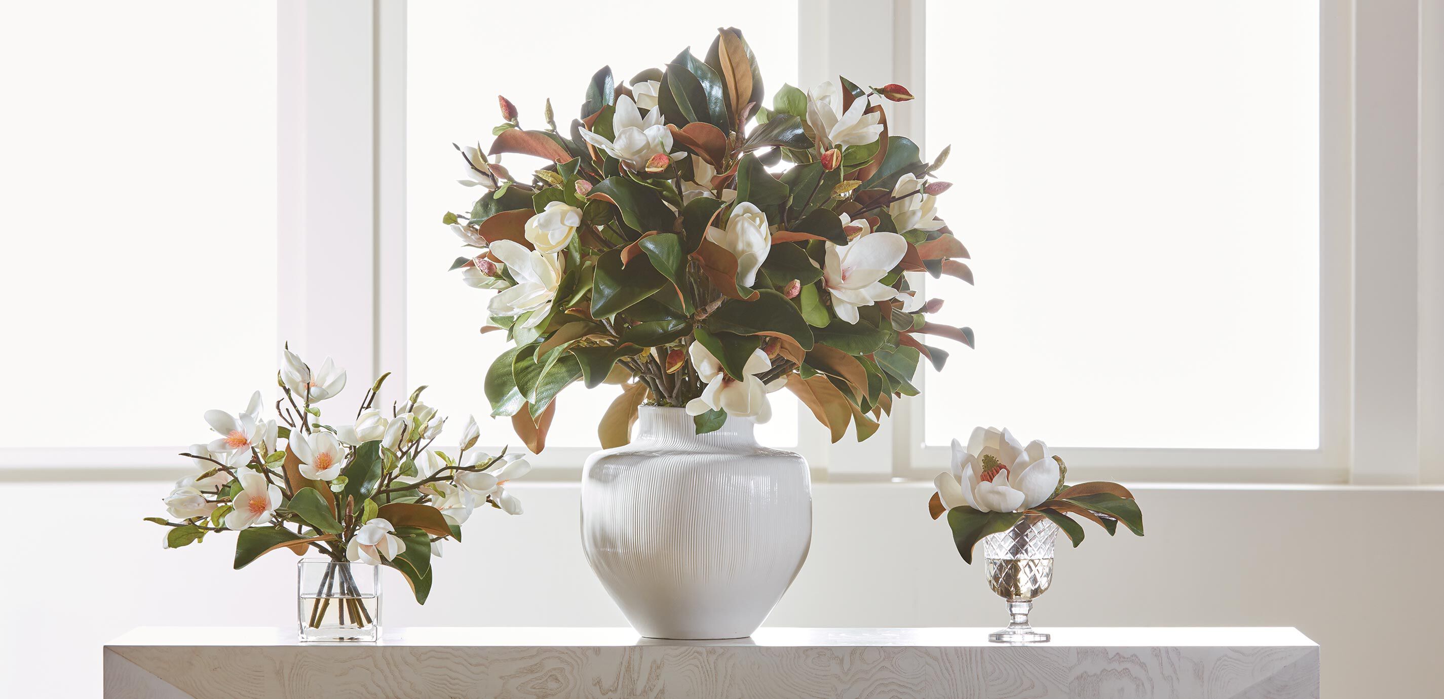 Magnolia Foliage Watergarden in Glass Cube_10