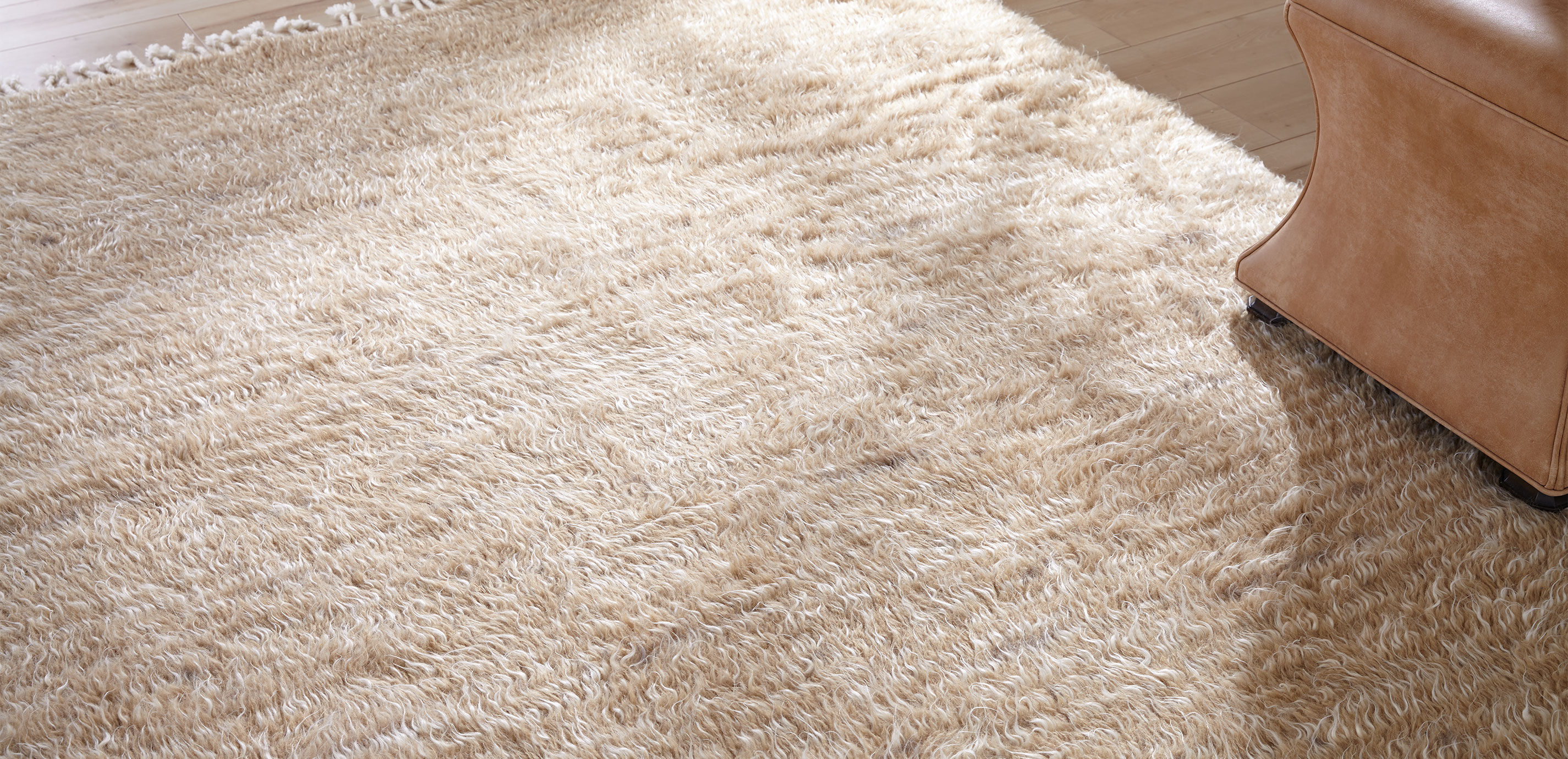 Emmi Mohair Blend Rug_10