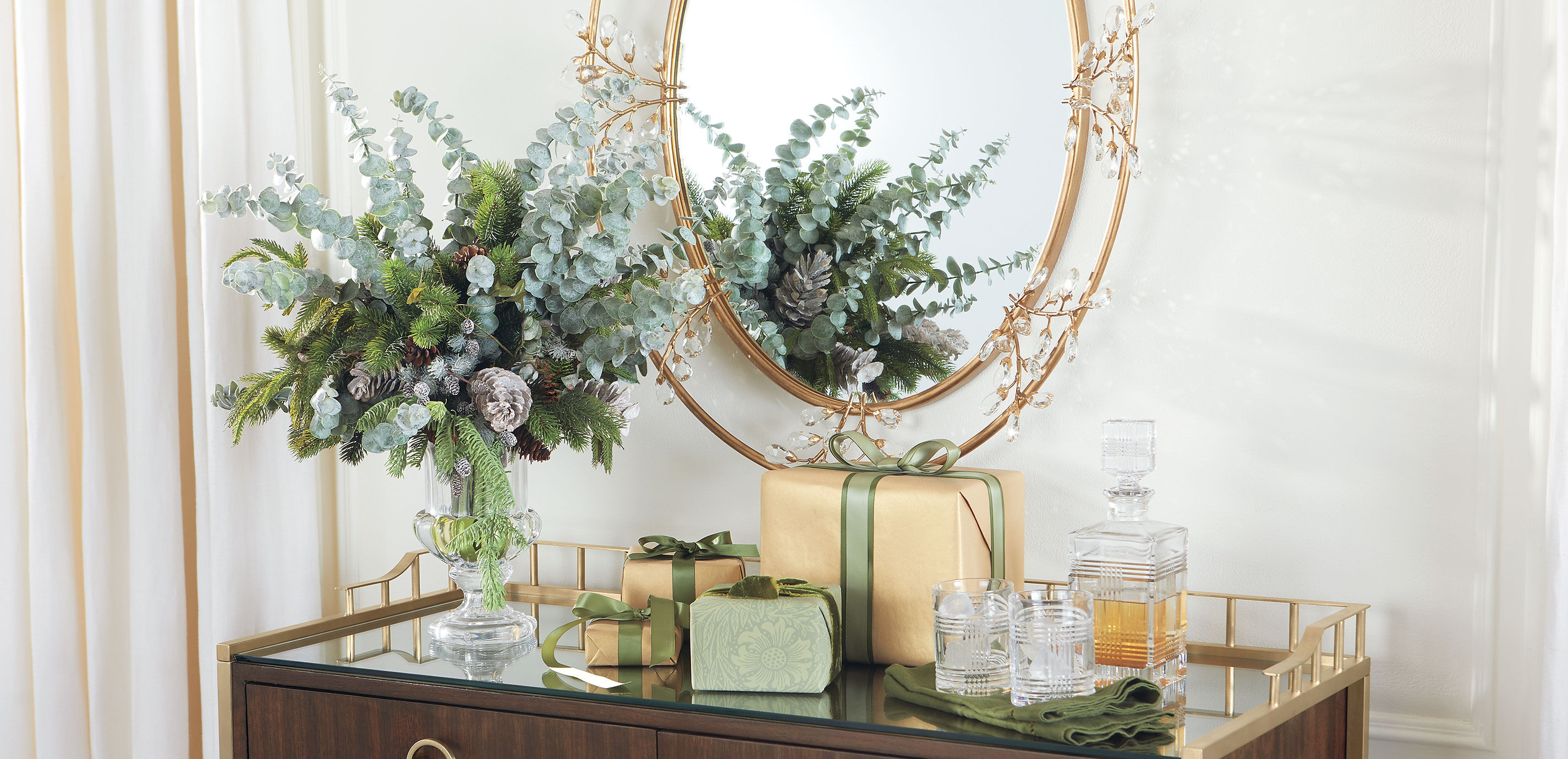 Evergreen & Eucalyptus Holiday Centerpiece_3